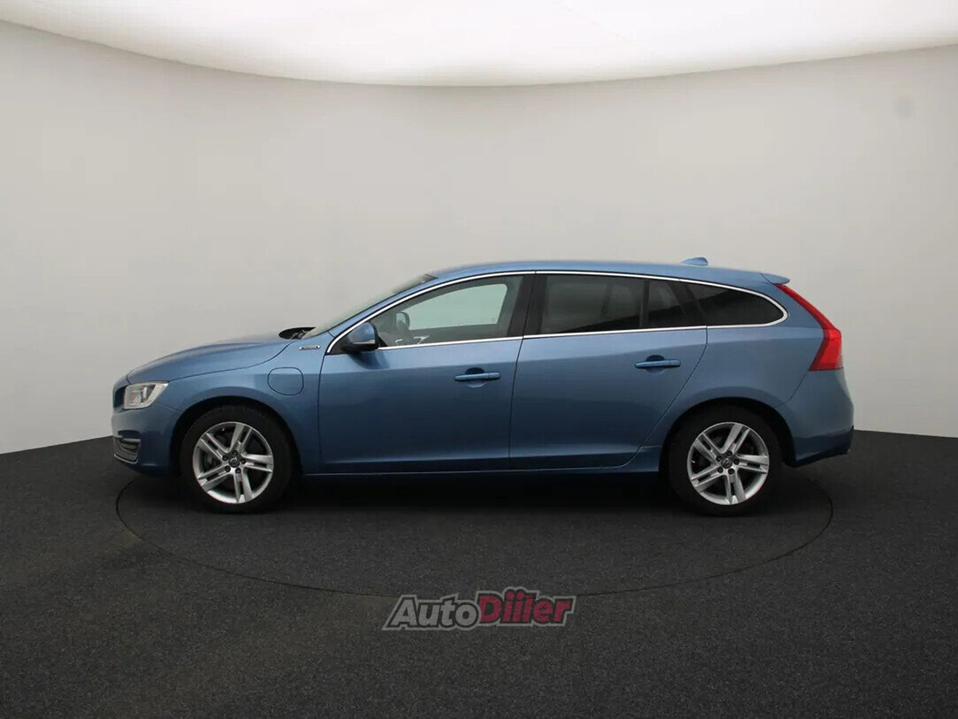 Volvo V60 Summum 2.4 208kW 2015, kuva 6/10