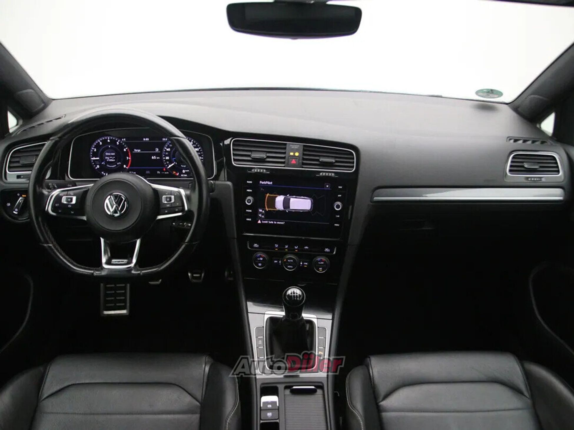 Volkswagen Golf 2019, photo 2/10