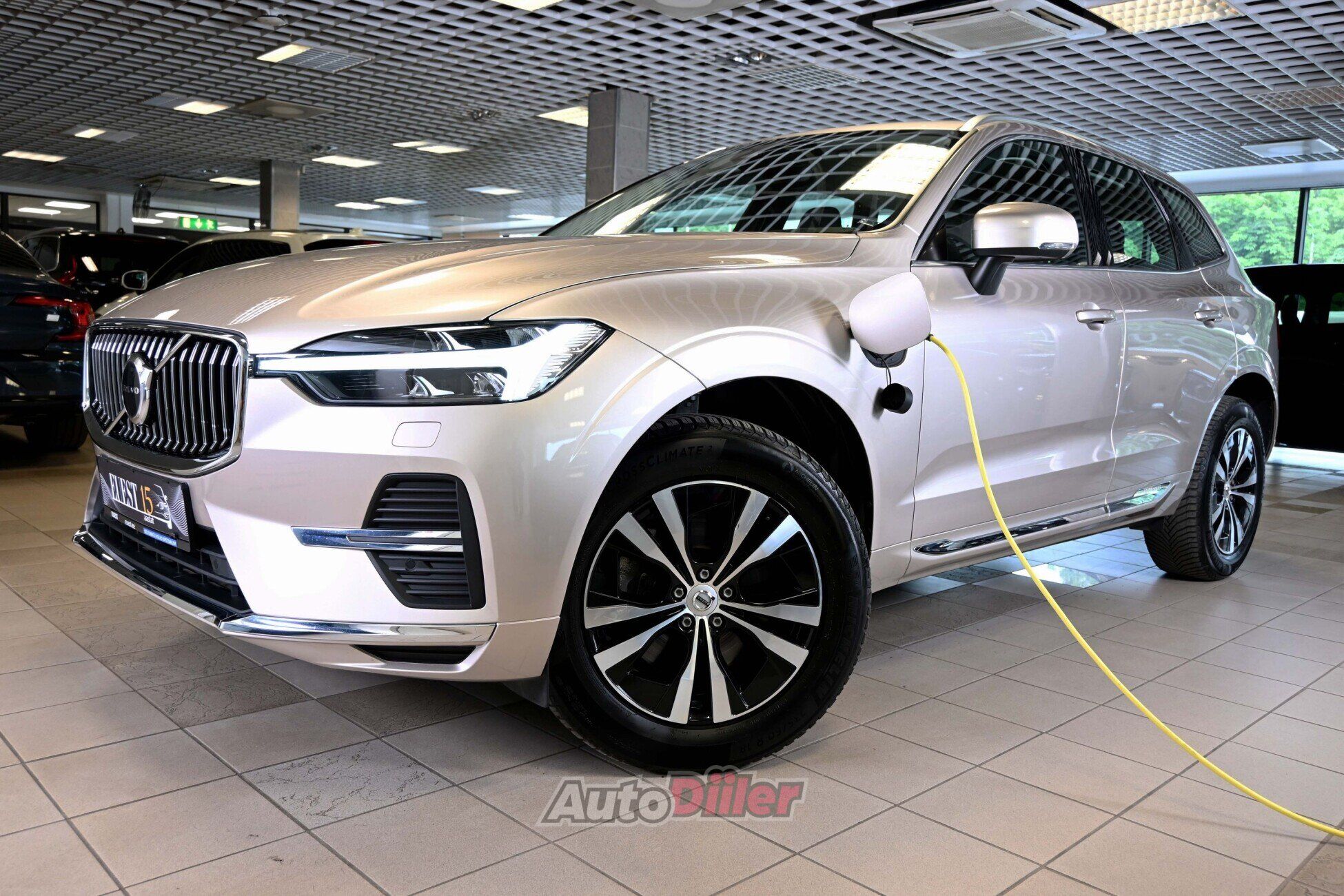 Volvo XC60 2022, photo 4/10