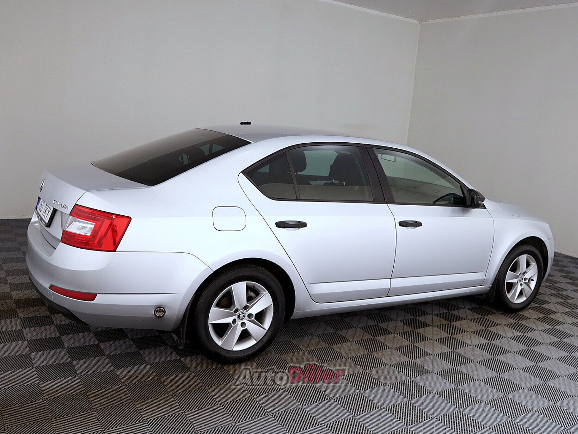 Skoda Octavia 1.2 63kW 2014, kuva 3/8