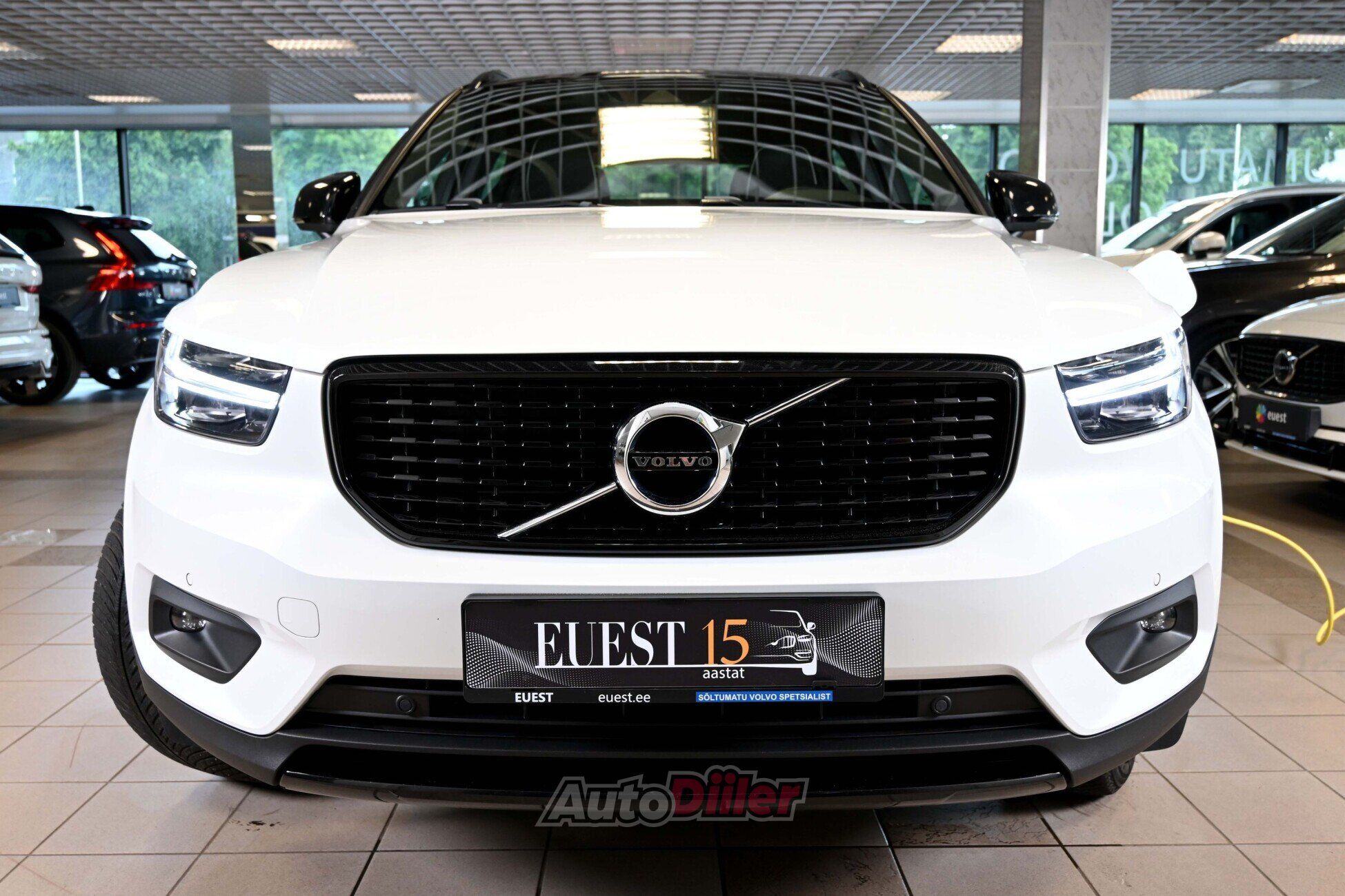 Volvo XC40 2020, photo 5/10