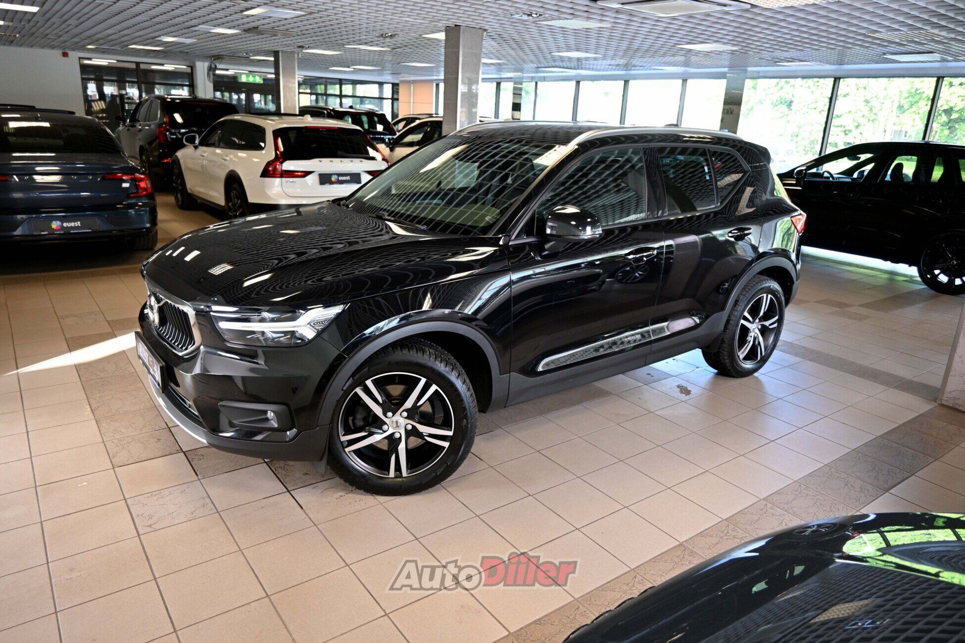 Volvo XC40 2019, photo 6/10