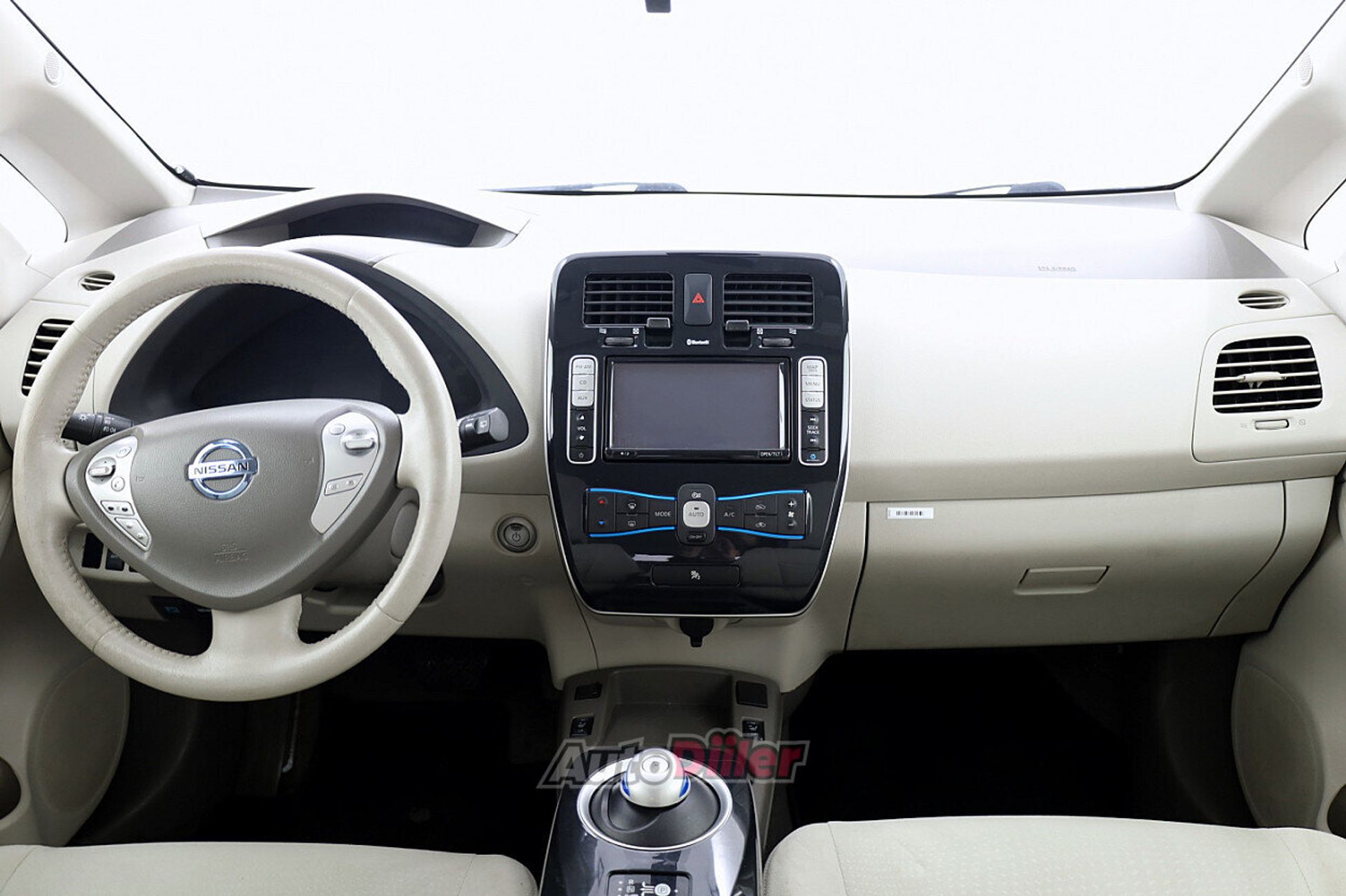 Nissan Leaf 80kW 2012, photo 5/9