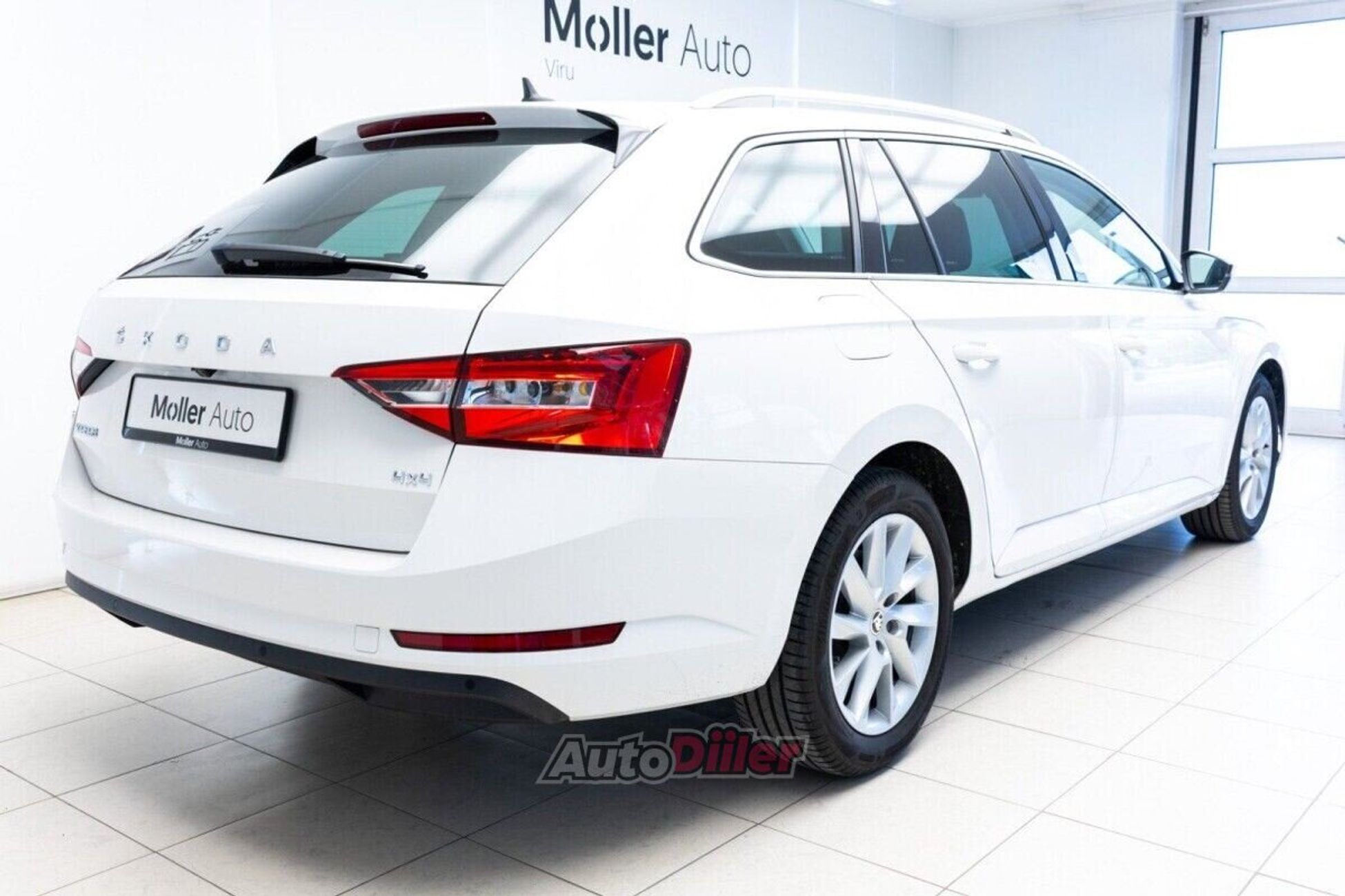 Skoda Superb 2.0 140kW 2020, kuva 7/10
