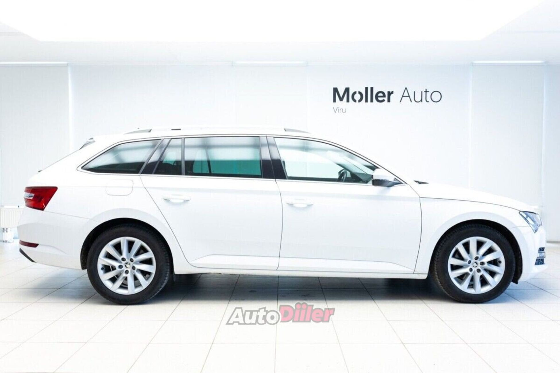 Skoda Superb 2.0 140kW 2020, kuva 5/10