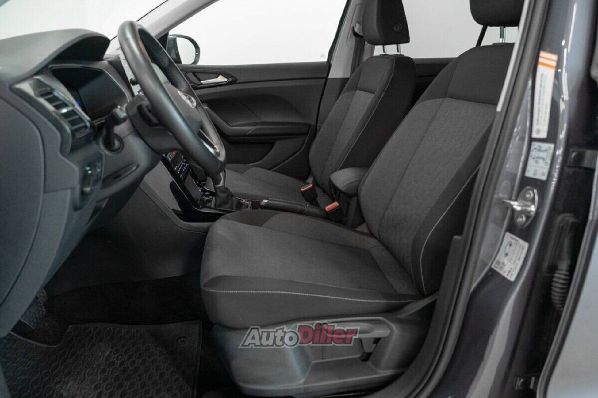 Volkswagen T-Cross 1.0 85kW 2025, photo 7/10