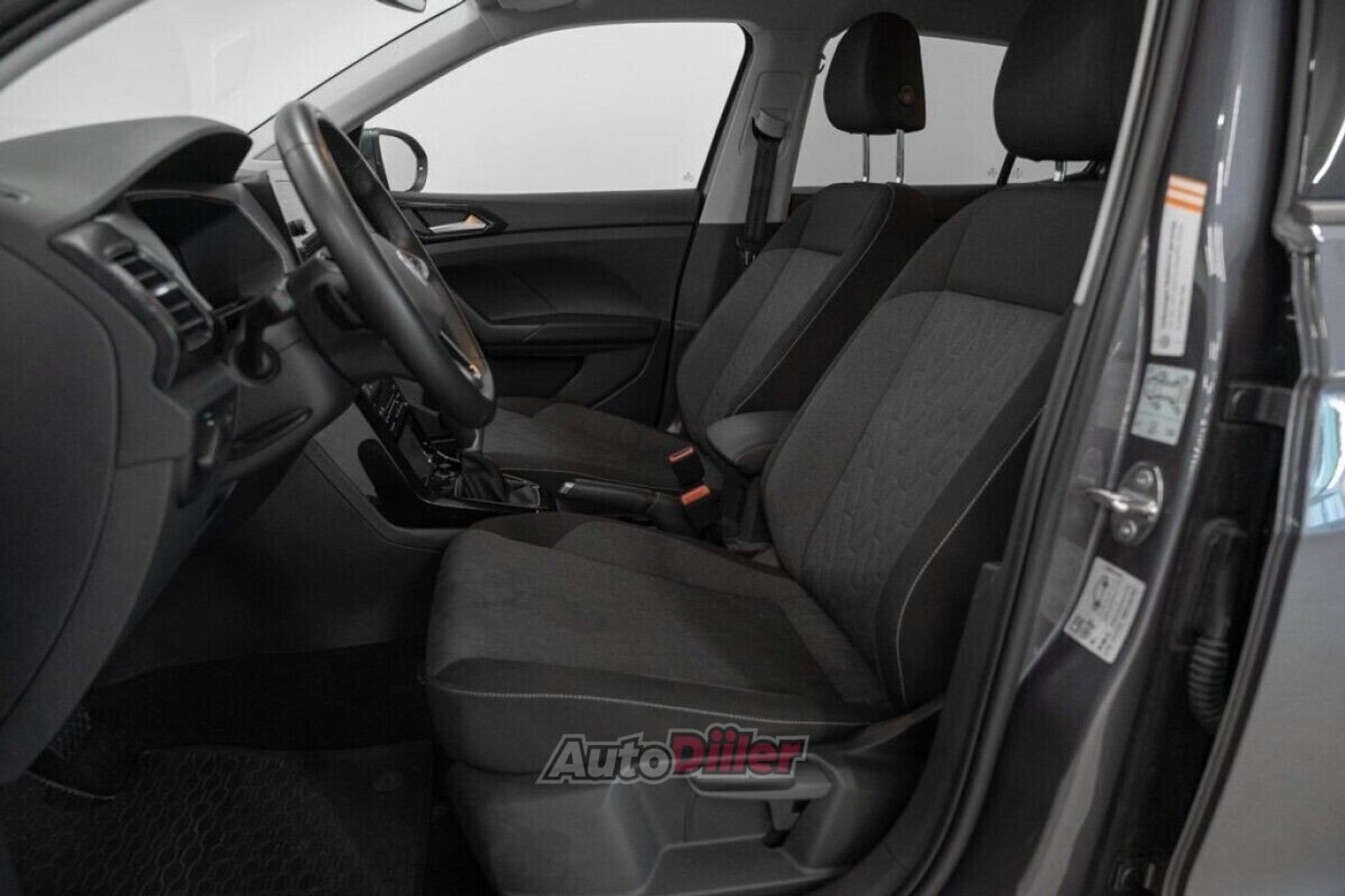 Volkswagen T-Cross 1.0 85kW 2025, photo 7/10