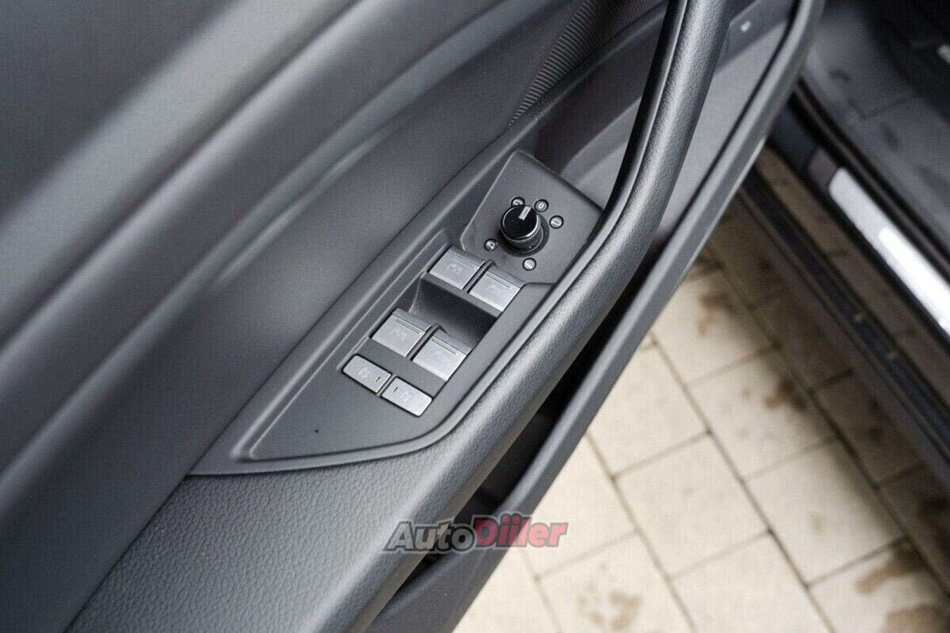 Audi e-tron 300kW 2023, photo 7/10