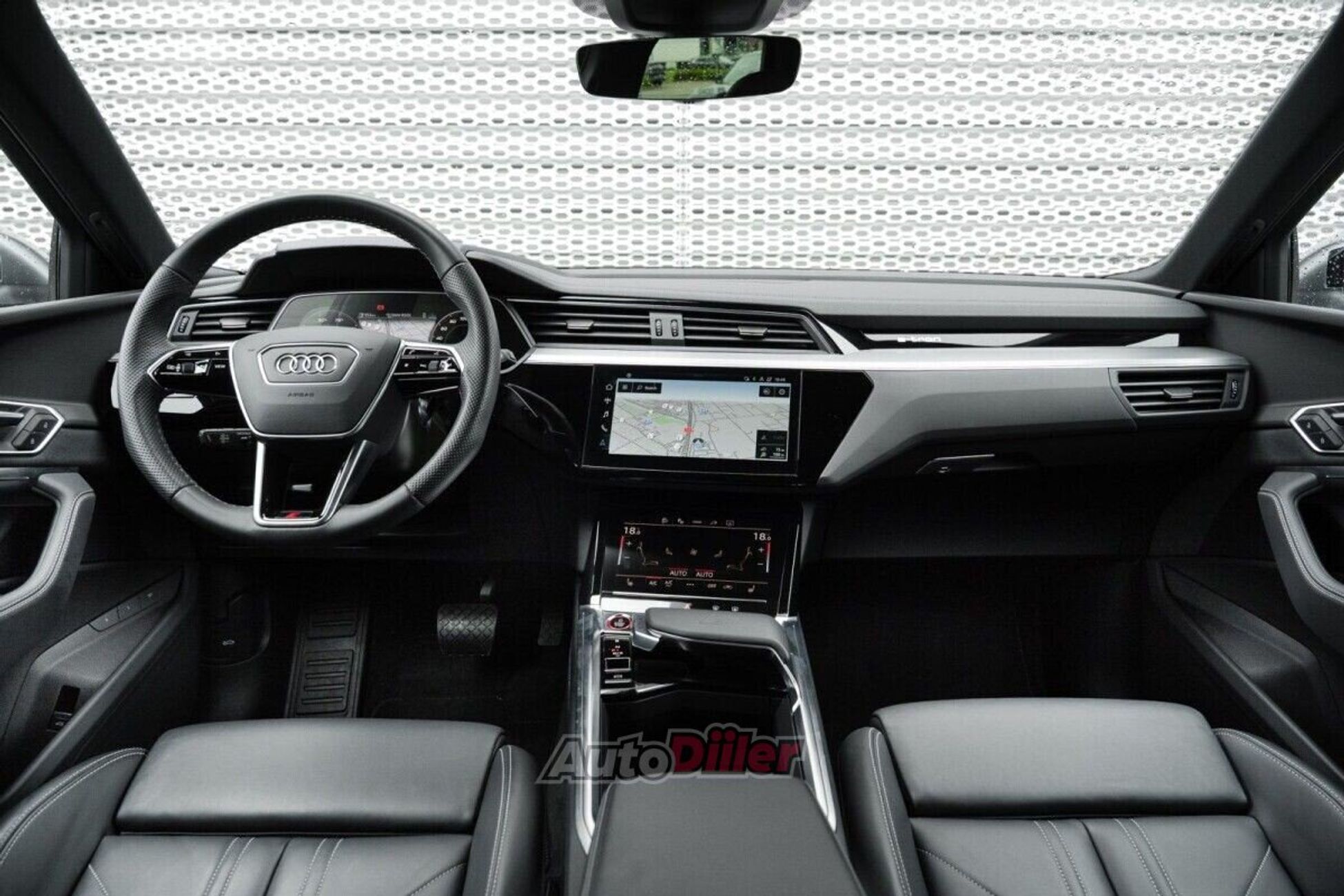 Audi e-tron 370kW 2022, photo 6/10
