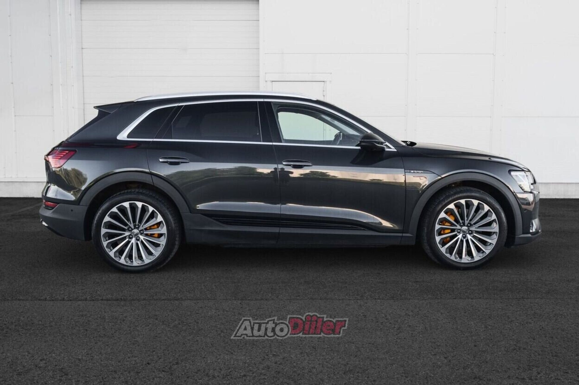 Audi e-tron 55 S-Line Quattro 158kW 2020, kuva 4/10