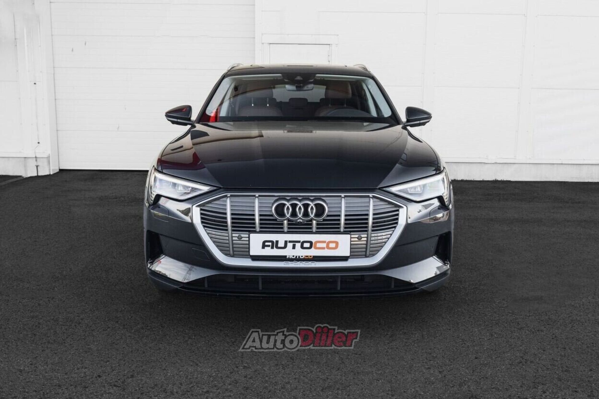 Audi e-tron 55 S-Line Quattro 158kW 2020, kuva 2/10