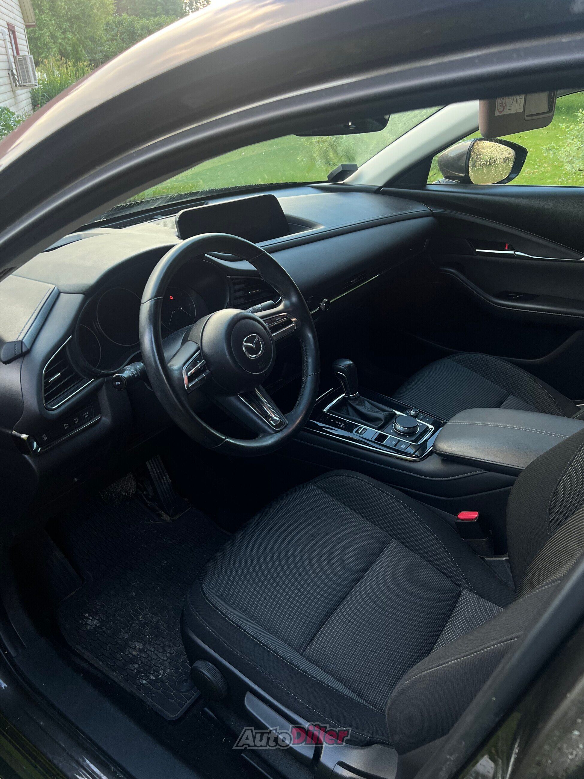Mazda CX-30 2.0 110kW 2021, kuva 6/9