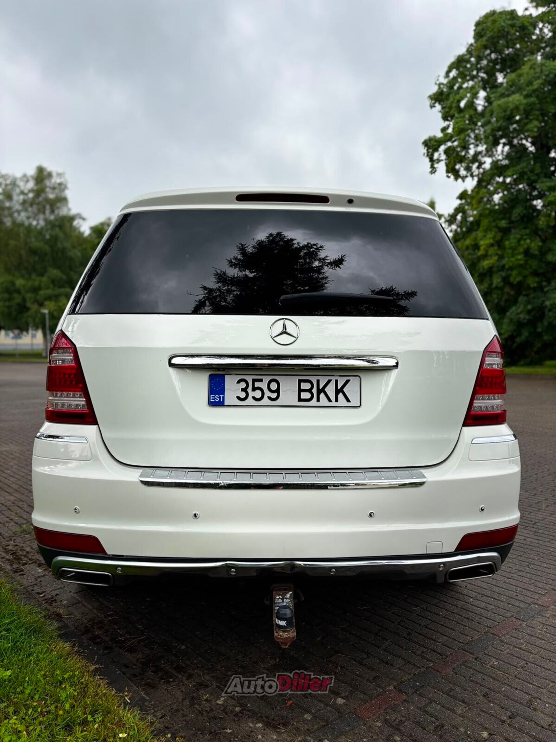 Mercedes-Benz GL 450 Facelift 4.7 250kW 2010, kuva 5/10