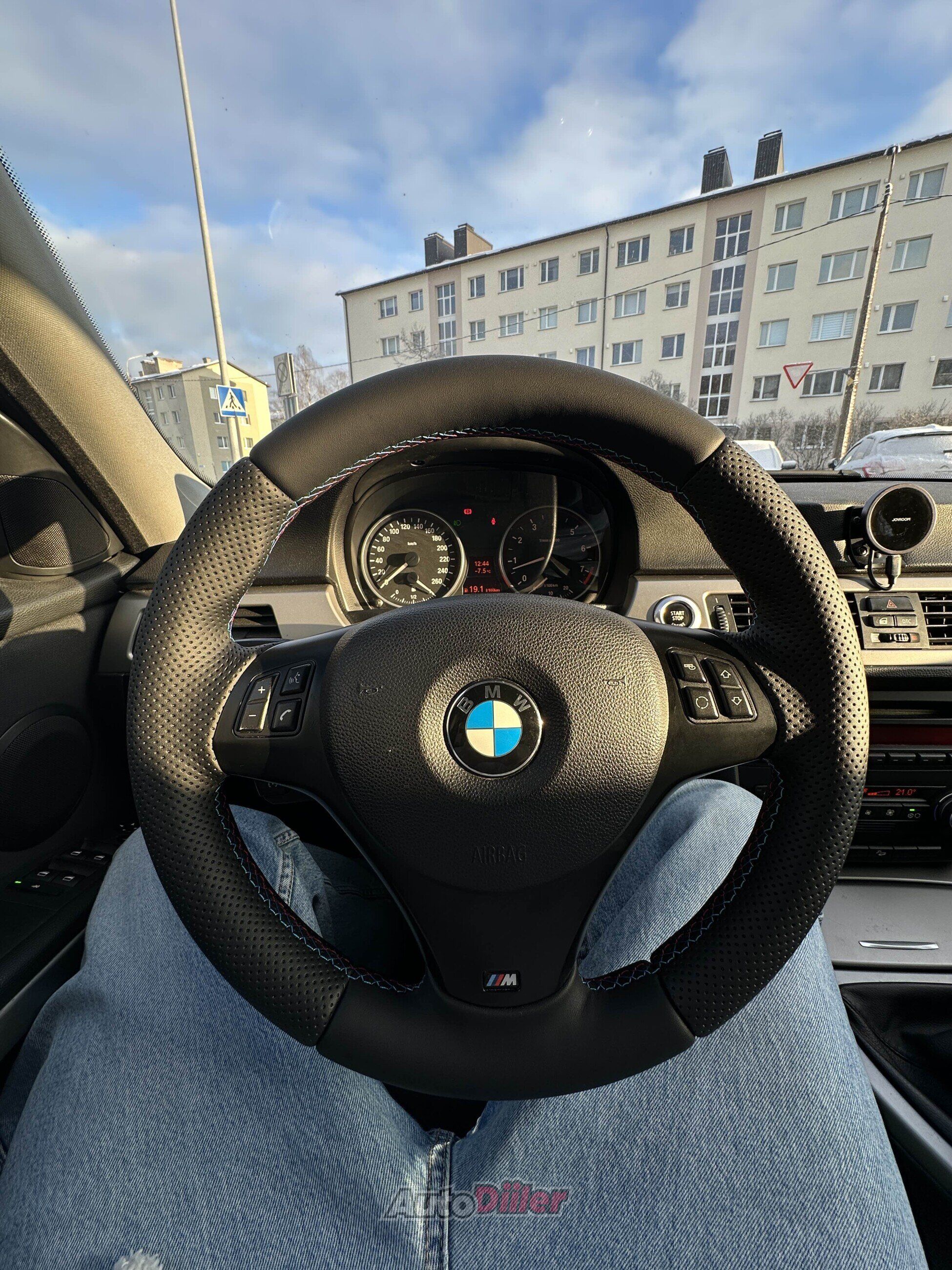 BMW 325 2.5 160kW 2007, kuva 7/9