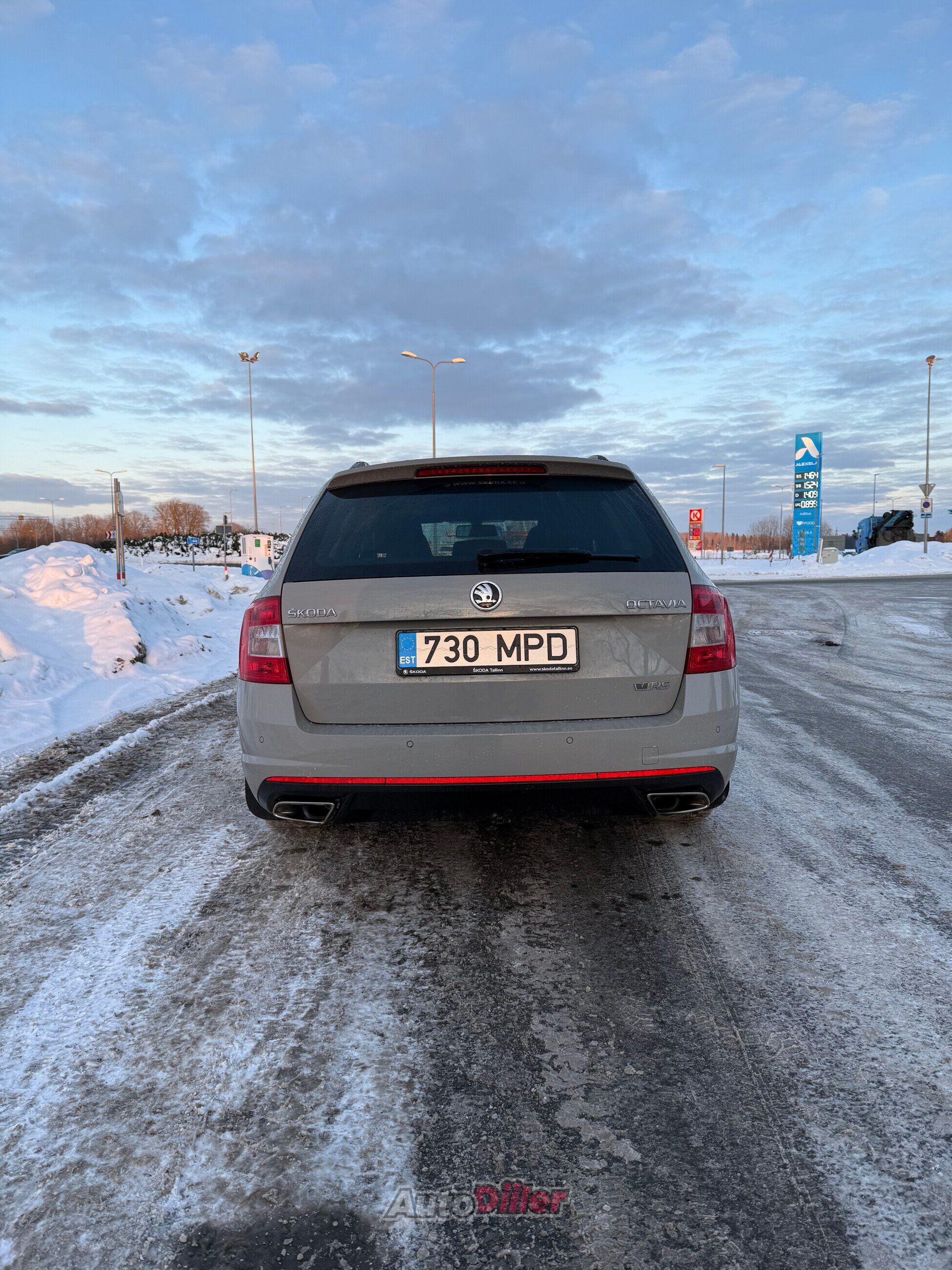 Skoda Octavia vRS 2.0 162kW 2015, kuva 3/10