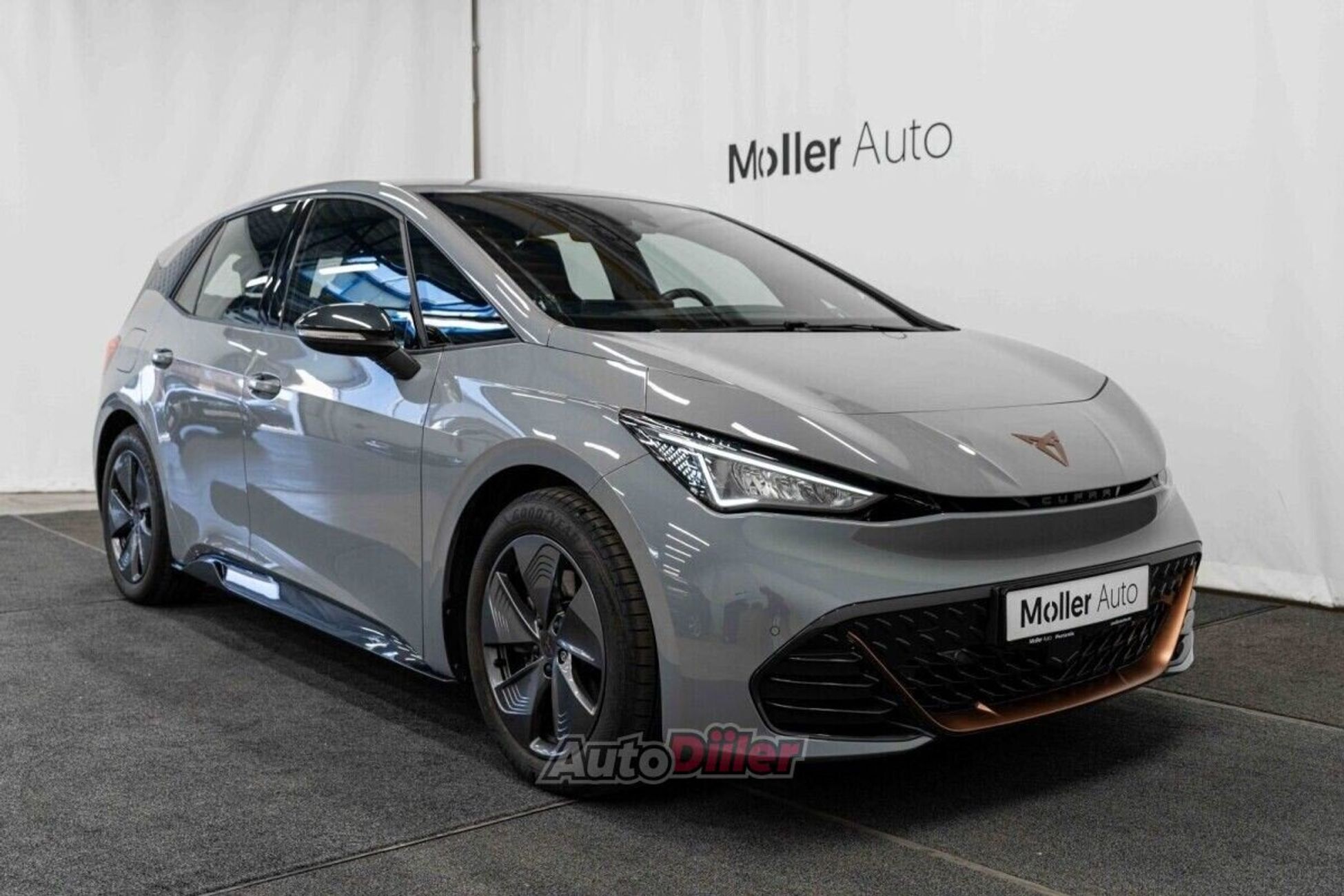 Cupra Born 0.1 150kW 2024, photo 3/10