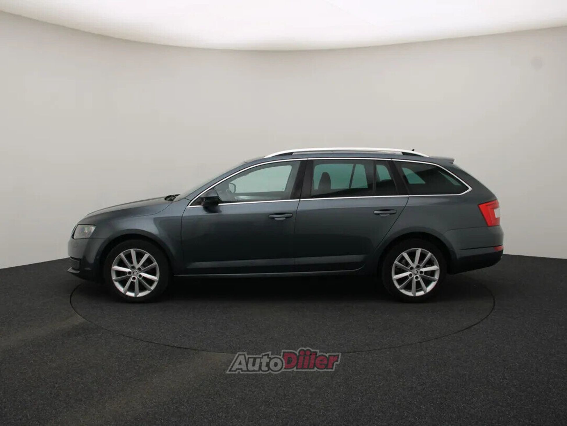 Skoda Octavia 2015, photo 6/10