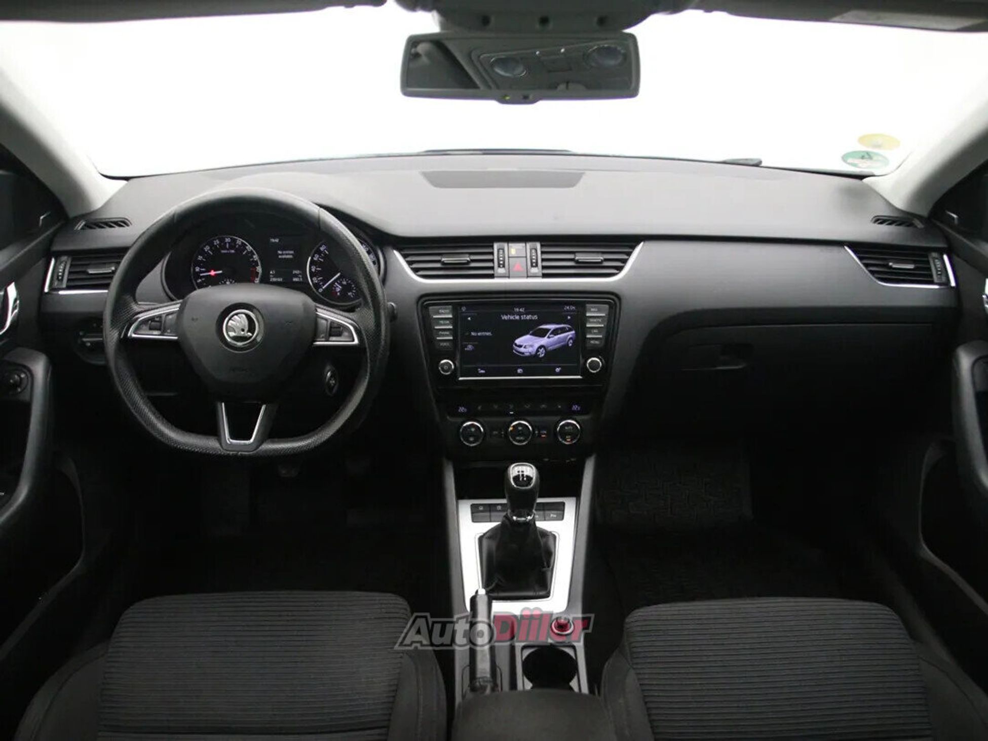 Skoda Octavia 2015, photo 2/10