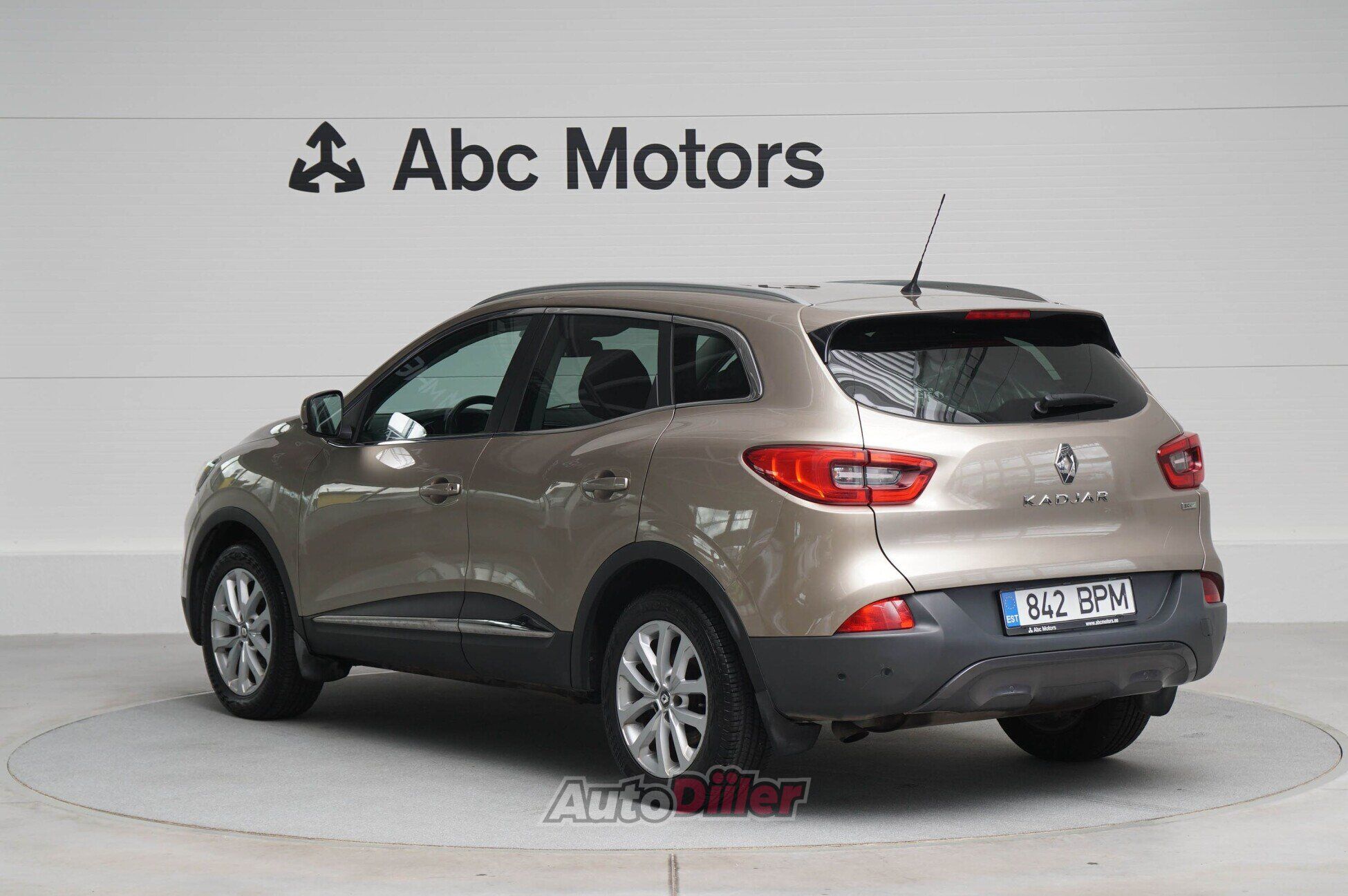 Renault Kadjar 2015, kuva 6/10