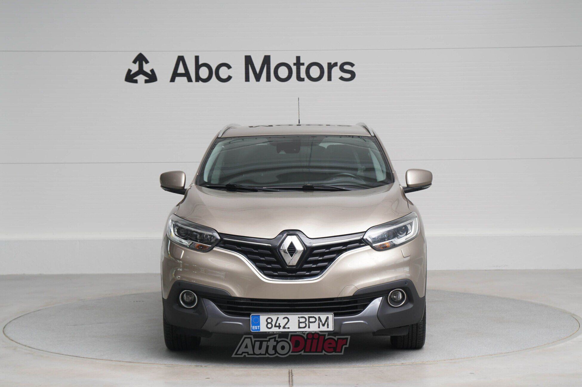 Renault Kadjar 2015, kuva 2/10