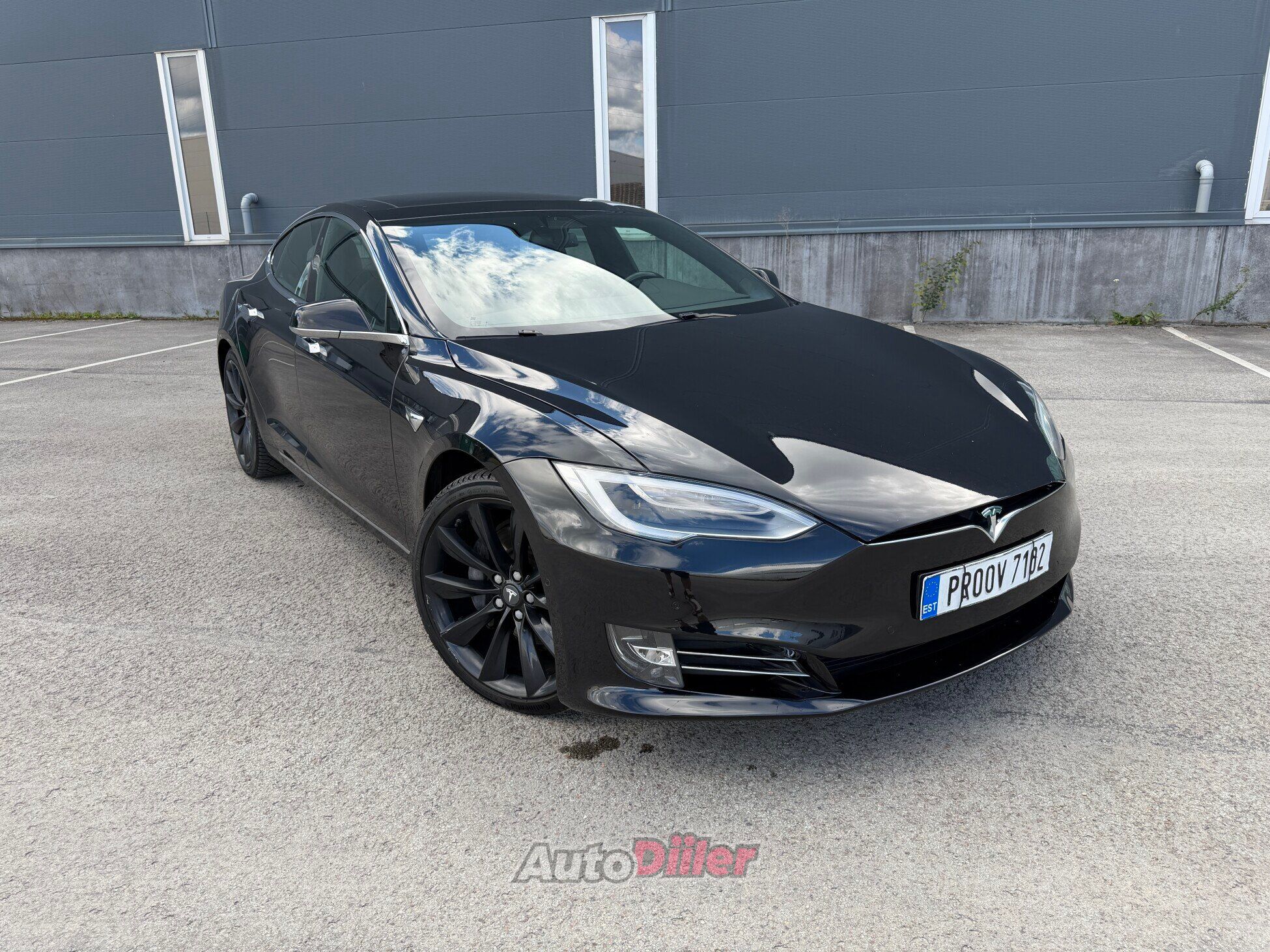 Tesla Model S