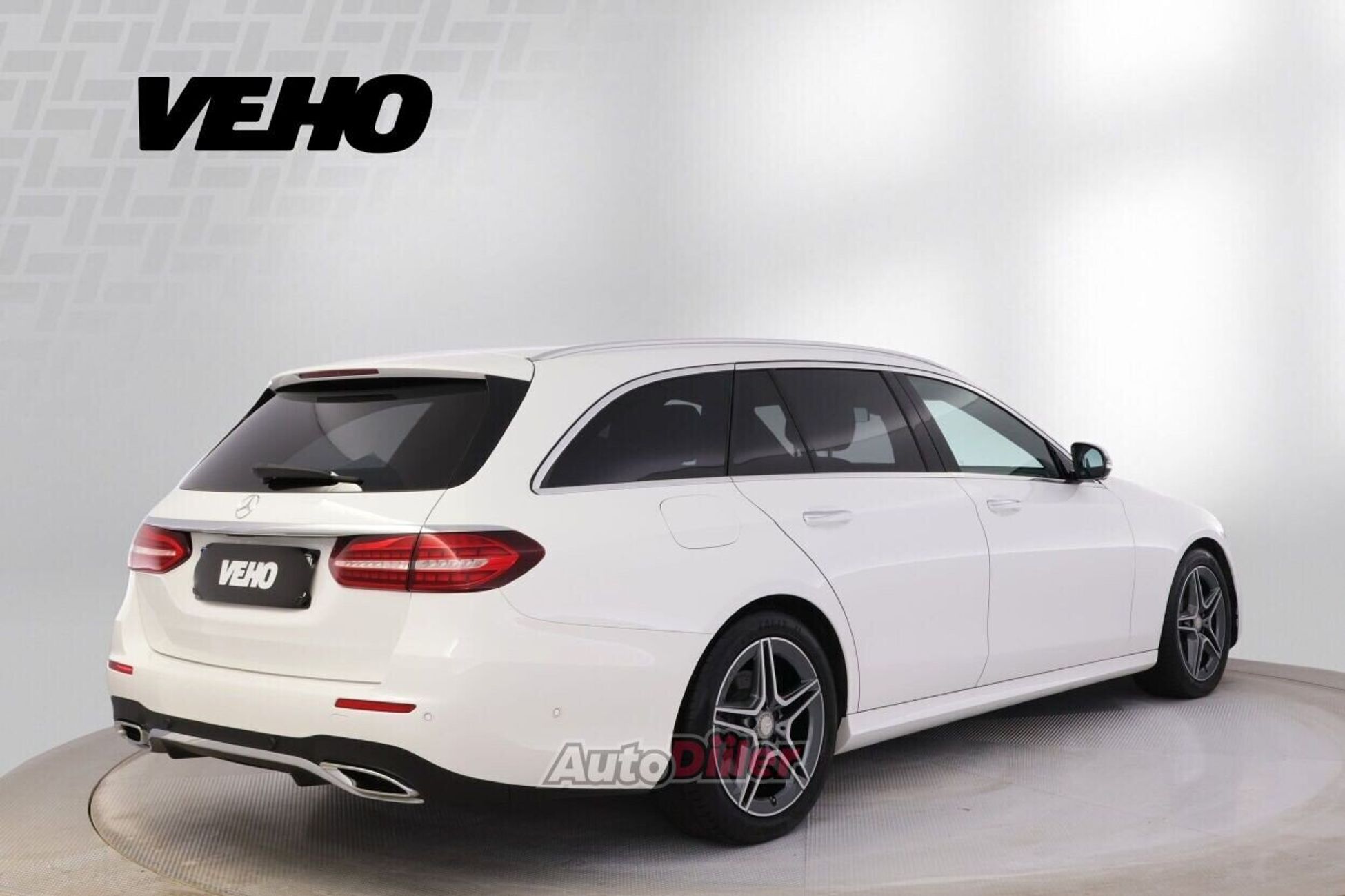 Mercedes-Benz E 220 d AMG 2.0 147kW 2022, photo 2/10