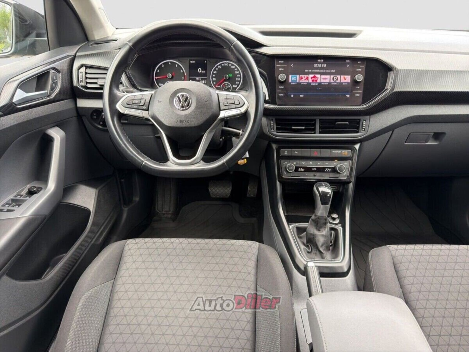 Volkswagen T-Cross 1.0 85kW 2019, photo 6/10