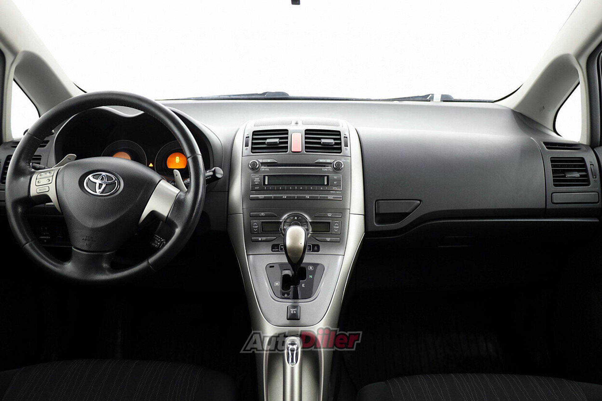 Toyota Auris 1.6 91kW 2007, photo 5/9