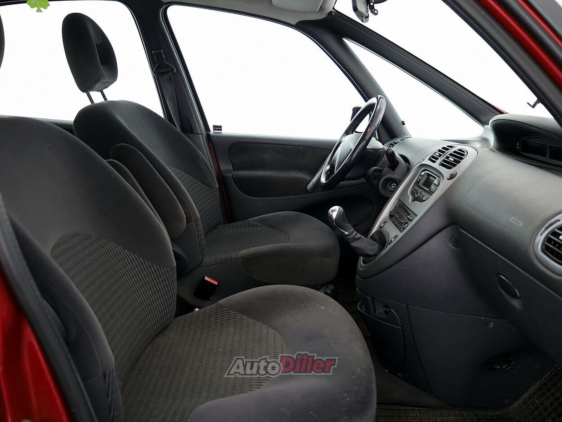 Citroen Xsara Picasso 1.6 80kW 2007, photo 6/7