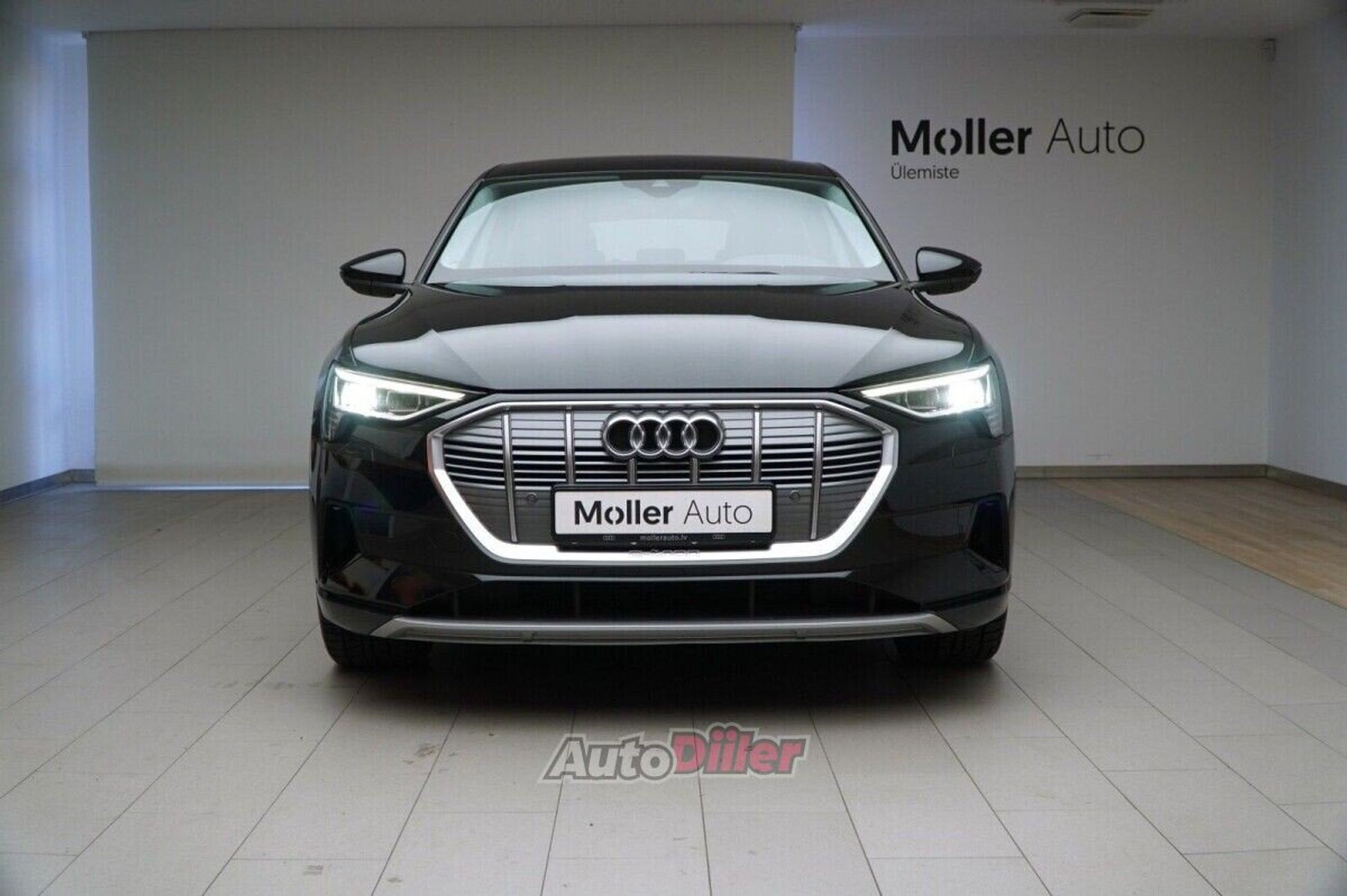 Audi e-tron 230kW 2022, photo 2/10