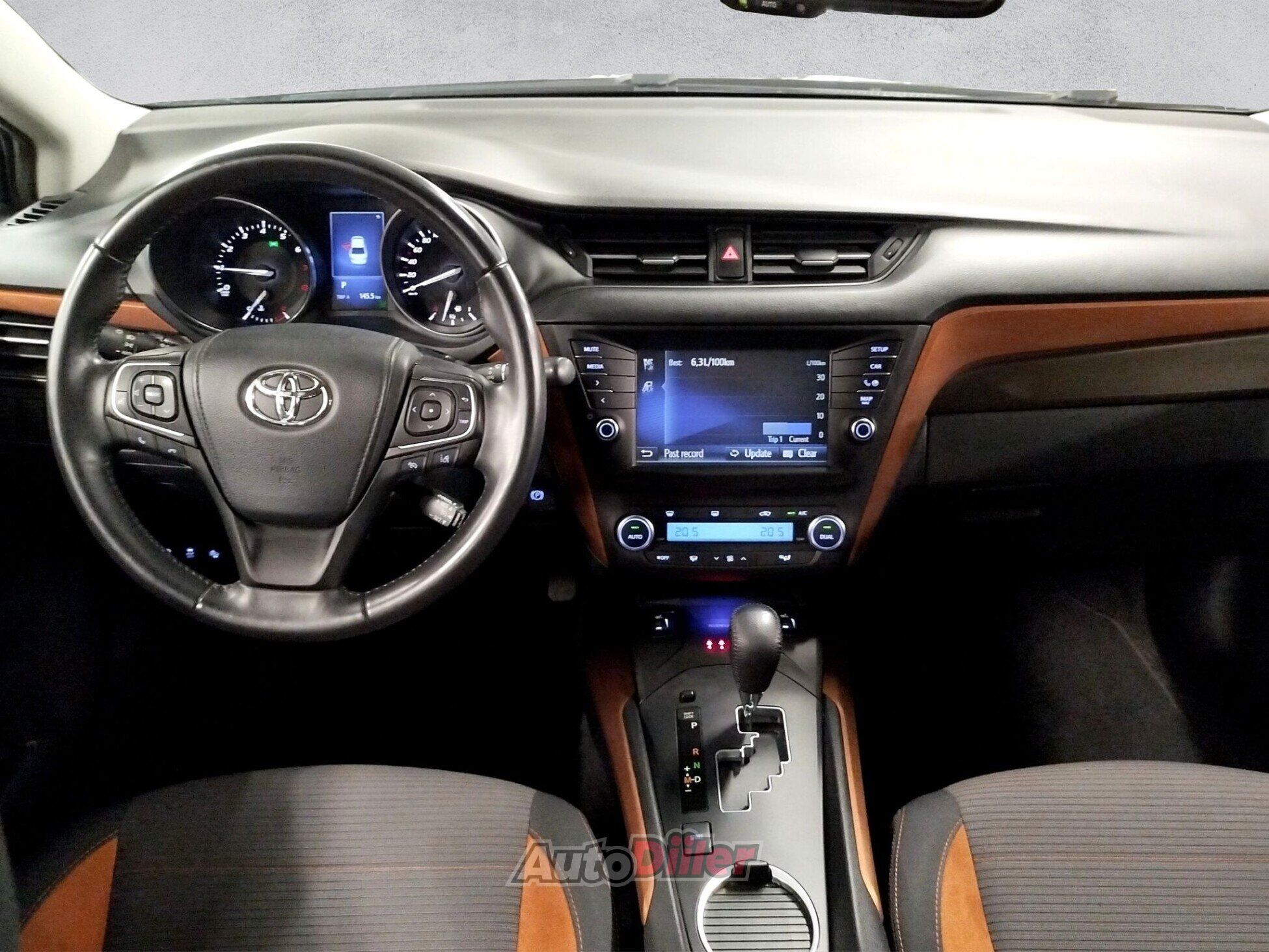 Toyota Avensis 2017, photo 5/10