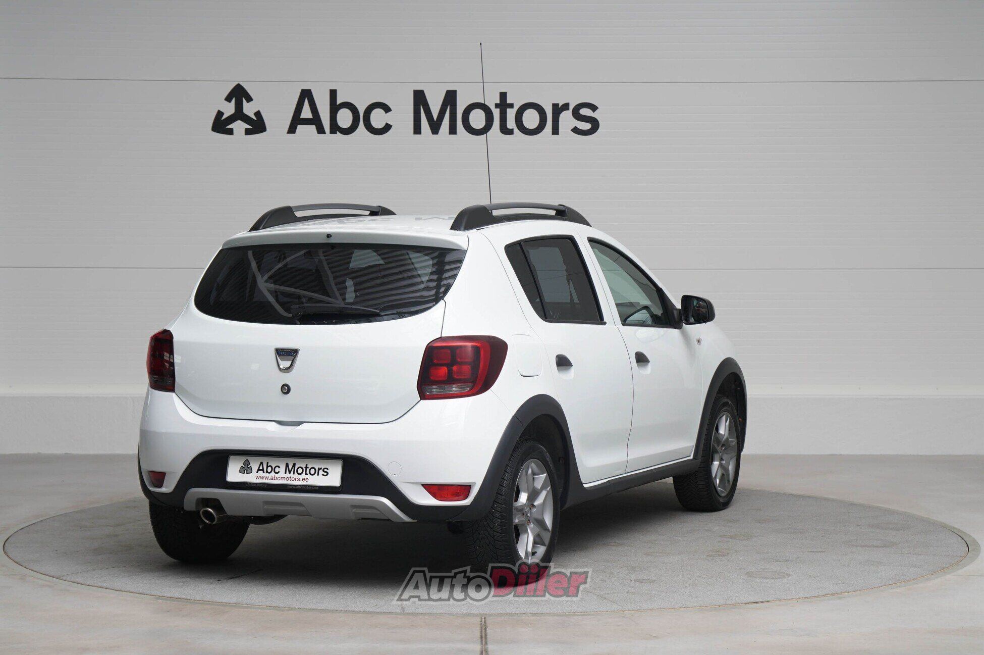 Dacia Sandero 2020, kuva 4/10