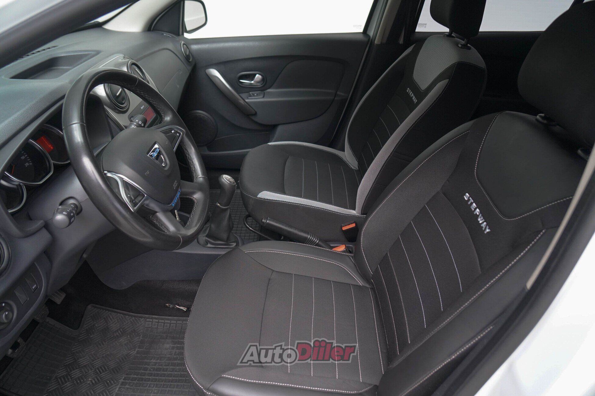 Dacia Sandero 2020, kuva 6/10