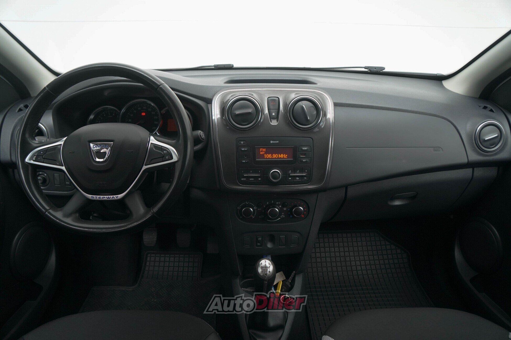 Dacia Sandero 2020, kuva 7/10