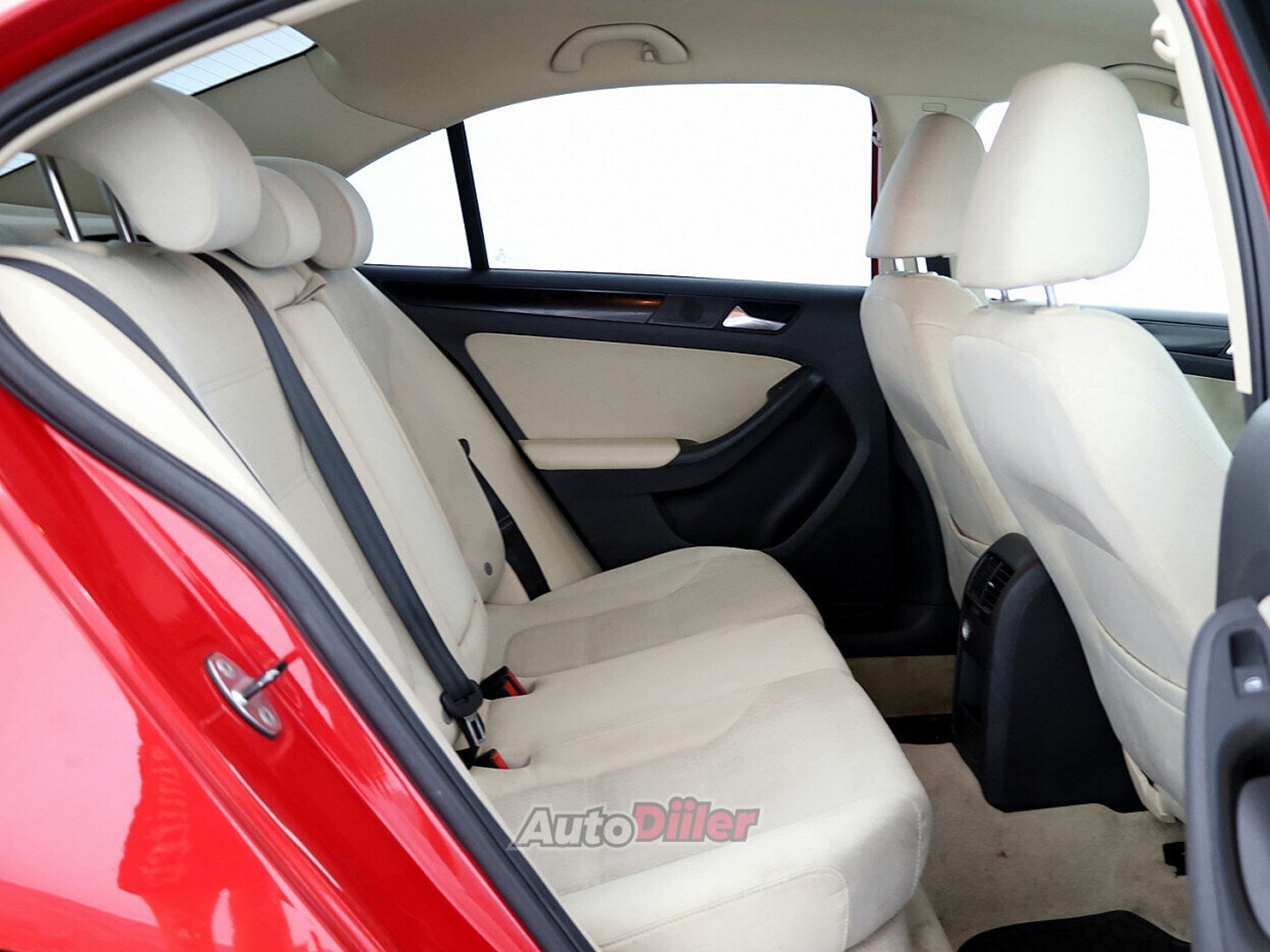 Volkswagen Jetta 1.6 77kW 2013, photo 7/7