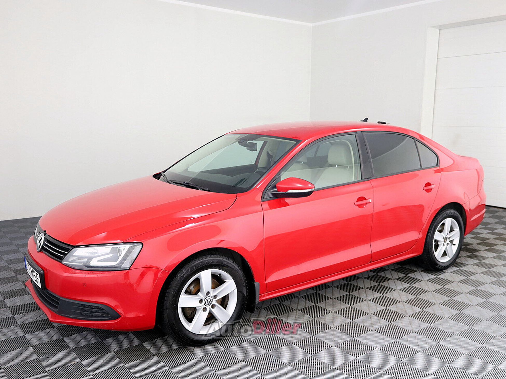 Volkswagen Jetta 1.6 77kW 2013, photo 2/7