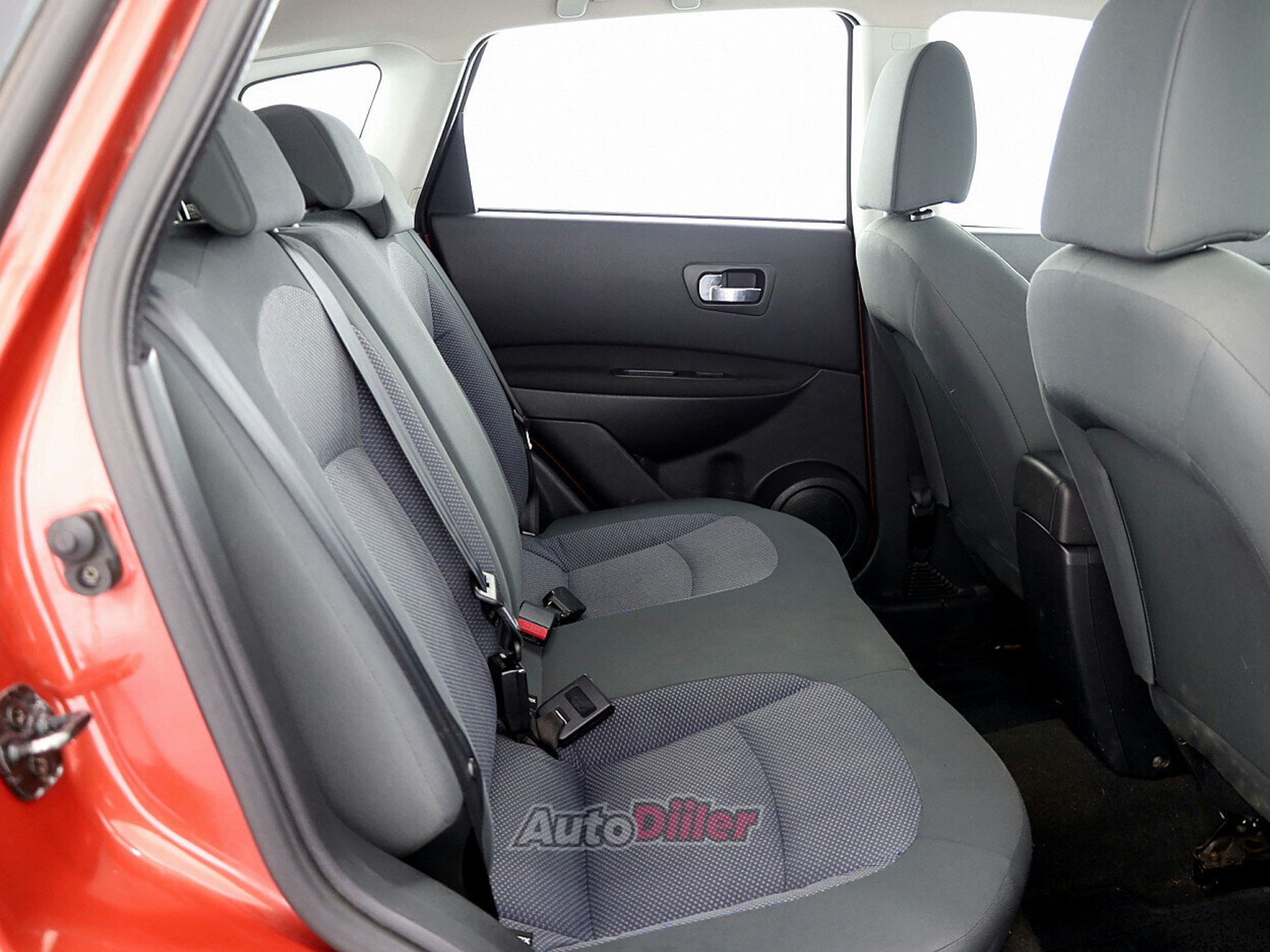 Nissan Qashqai 2.0 104kW 2008, kuva 7/7