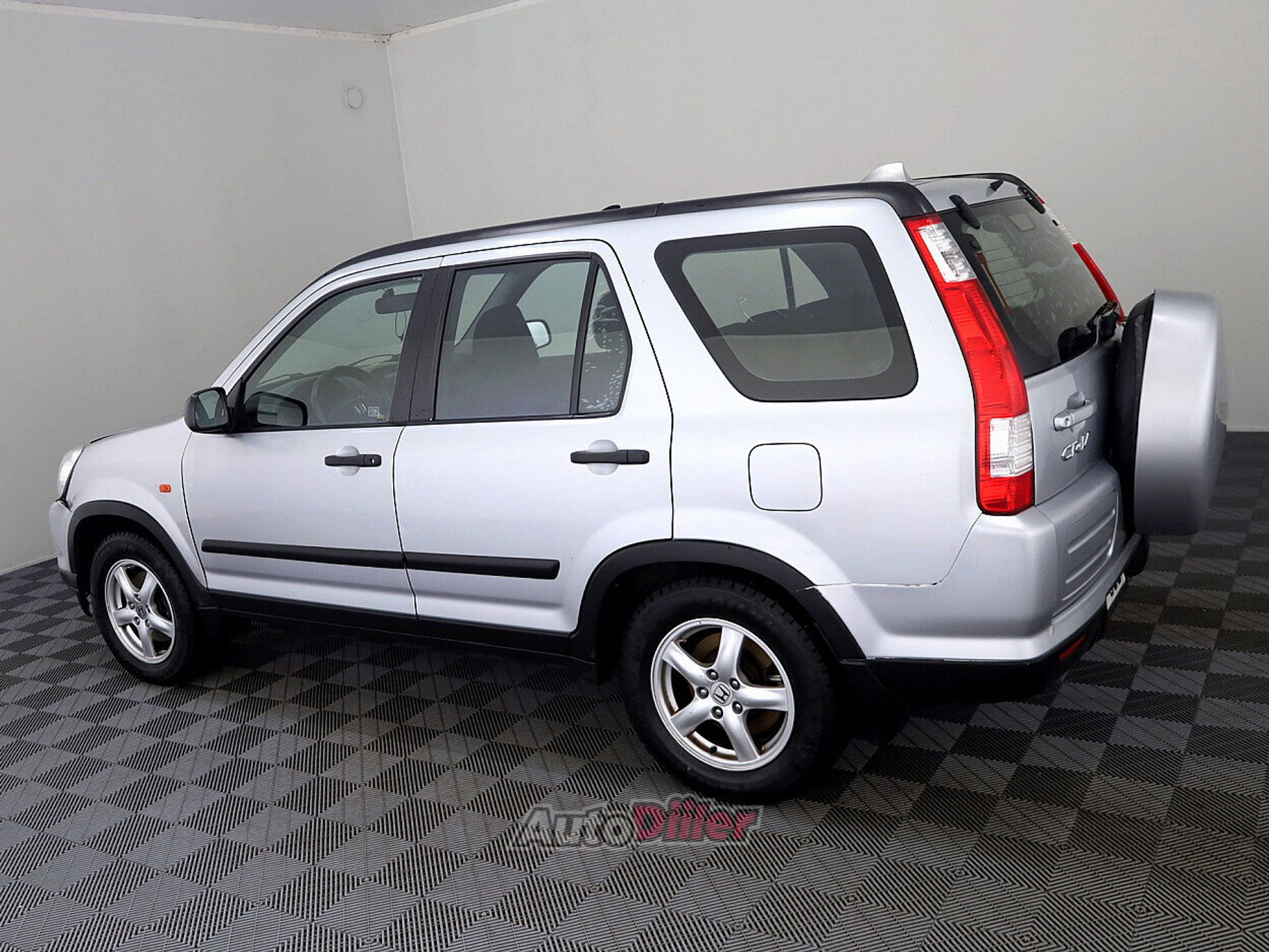Honda CR-V 2.0 110kW 2005, kuva 4/7