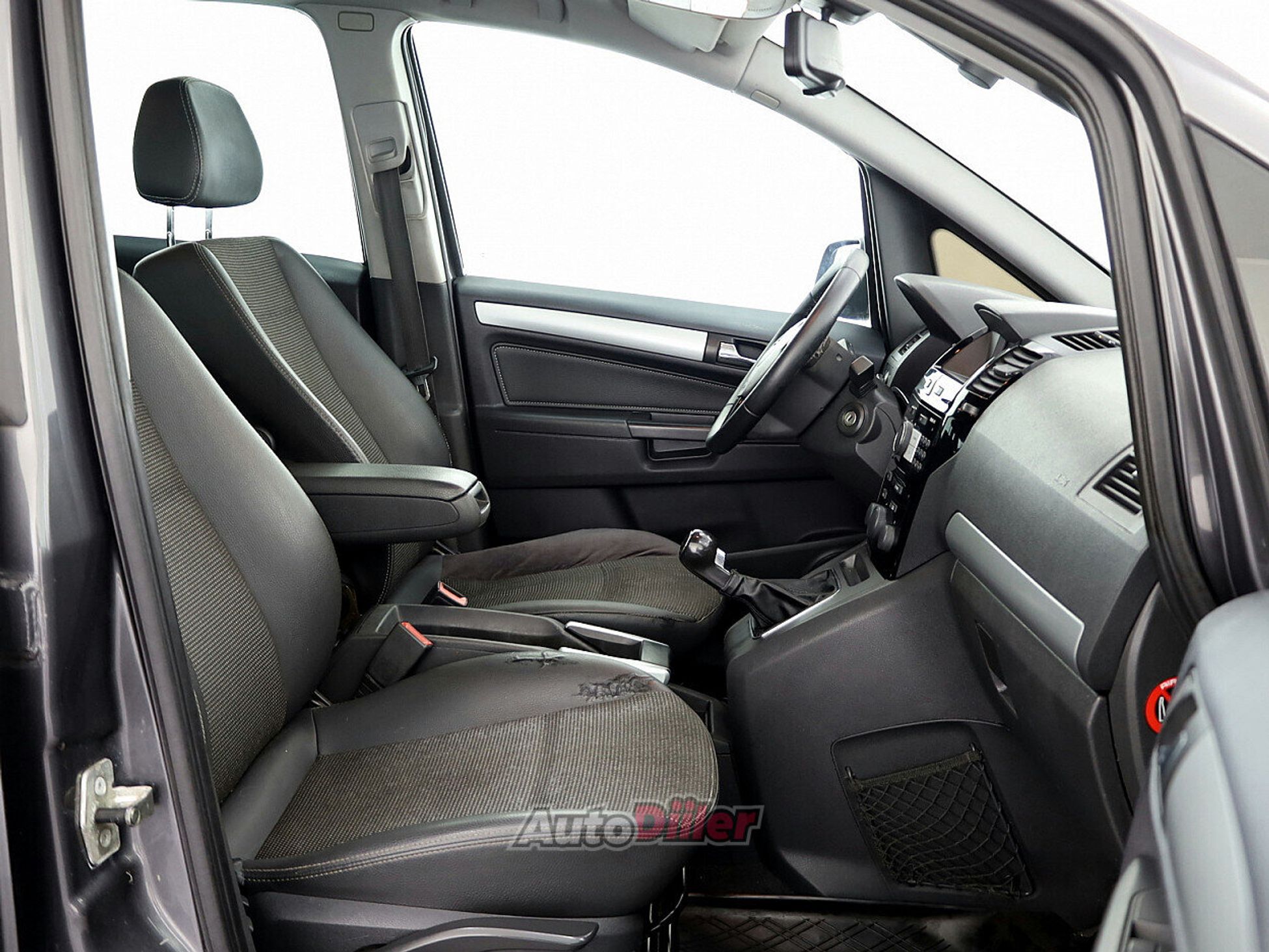 Opel Zafira 1.7 92kW 2010, photo 6/9