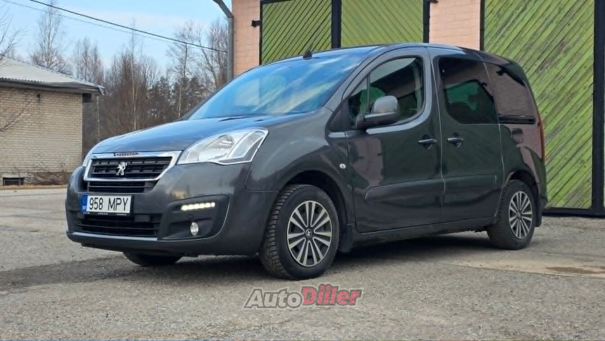 Peugeot Partner 1.6 73kW 2016, kuva 2/10