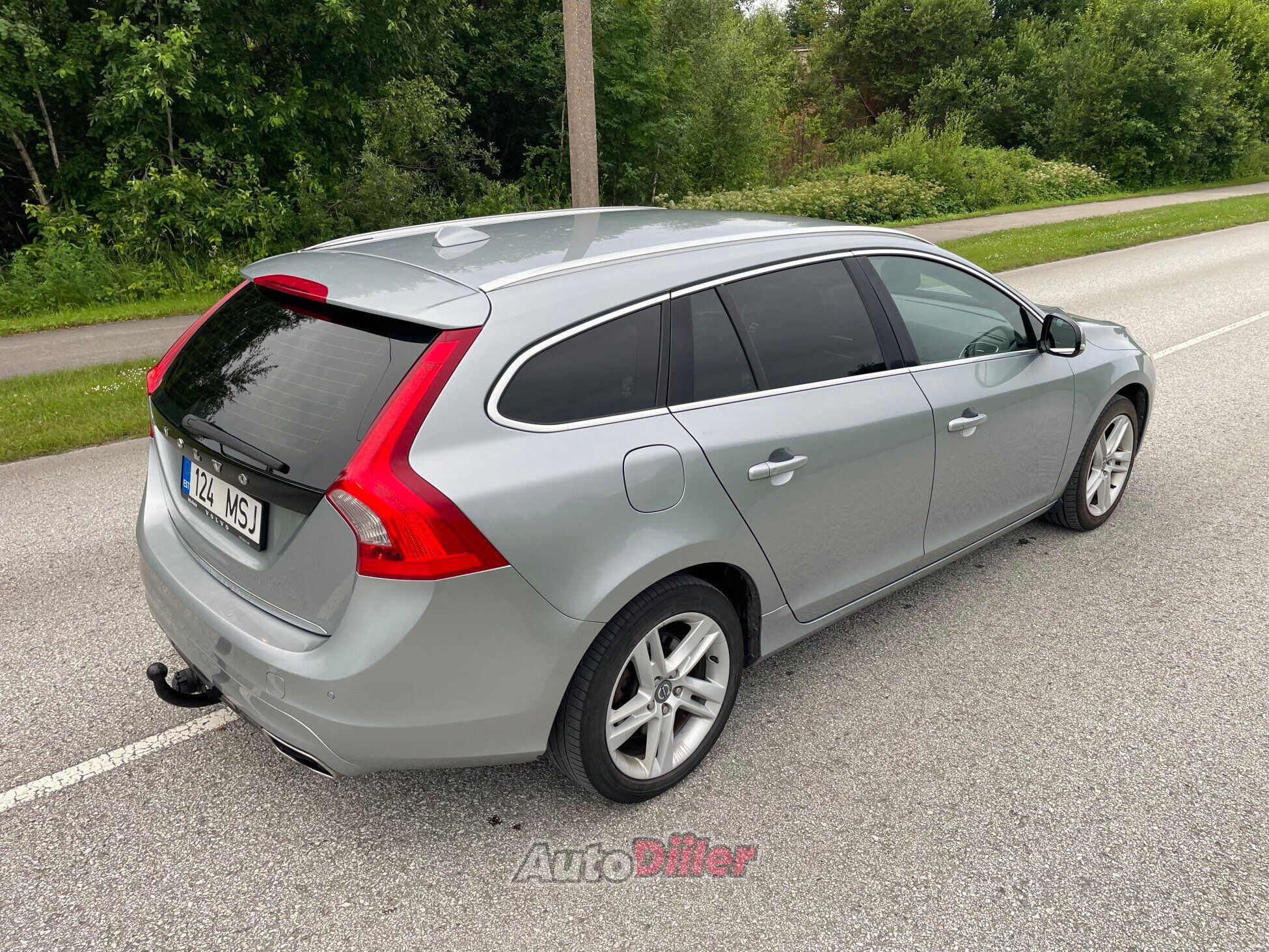 Volvo V60 2.4 158kW 2013, photo 4/10