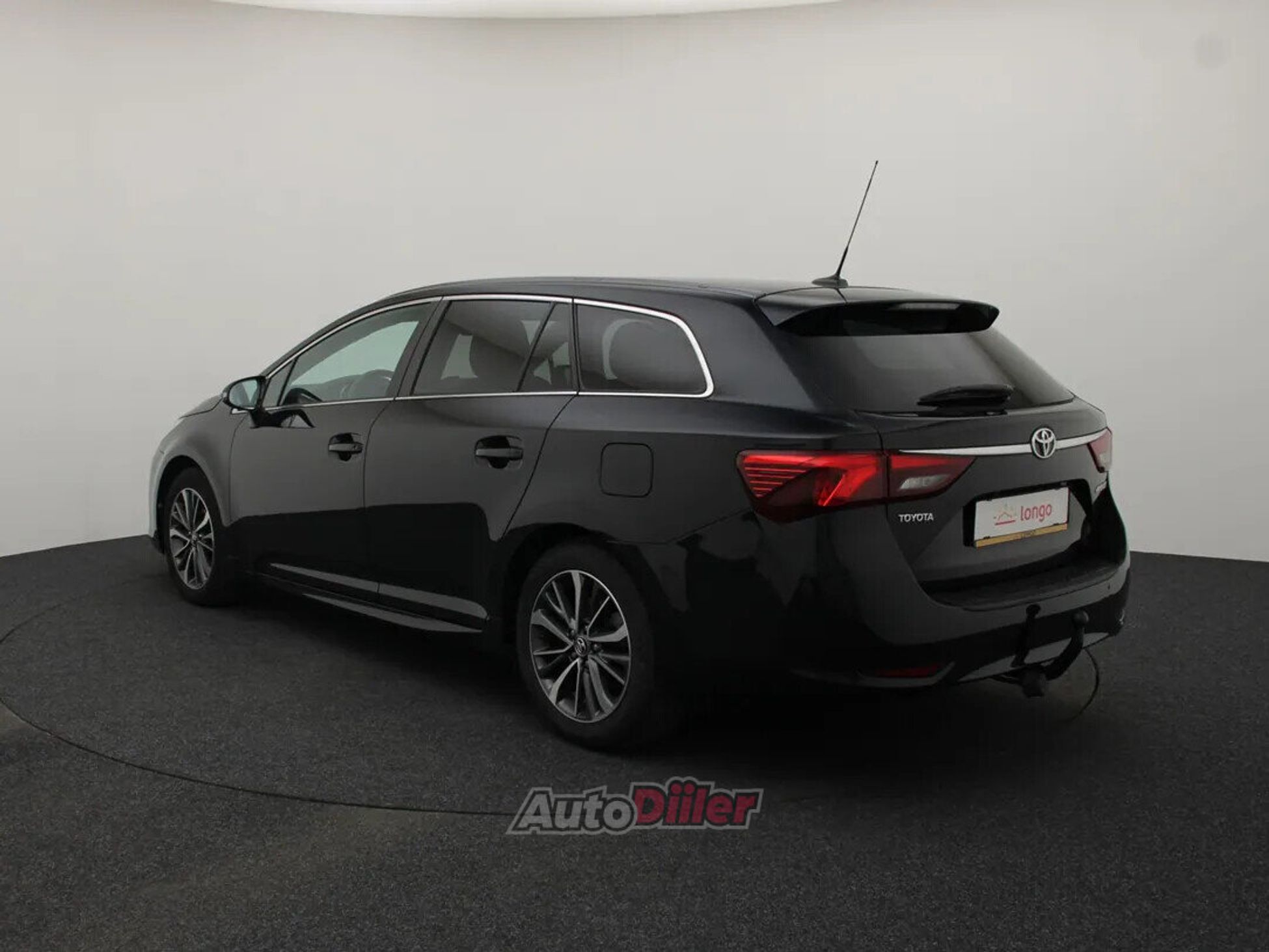 Toyota Avensis Pro 1.6 82kW 2015, photo 7/10