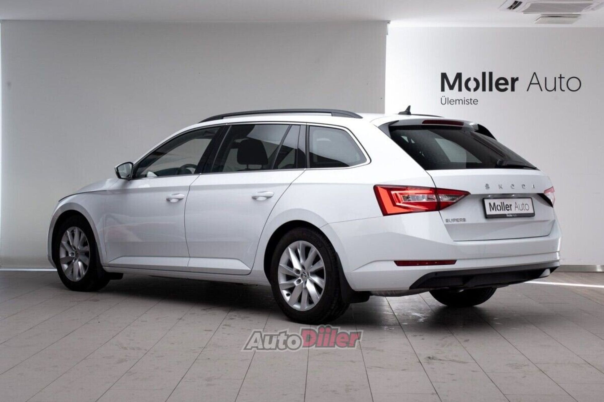 Skoda Superb 1.5 110kW 2023, photo 5/10