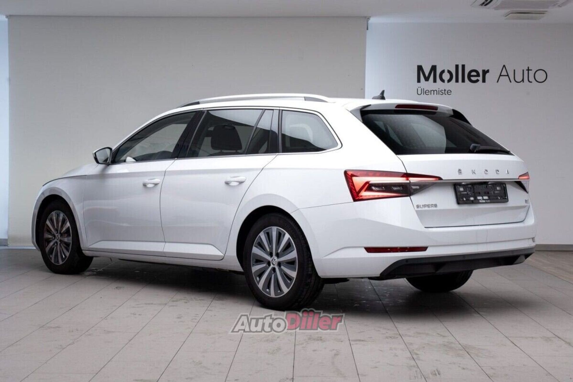 Skoda Superb 1.4 160kW 2022, kuva 4/10