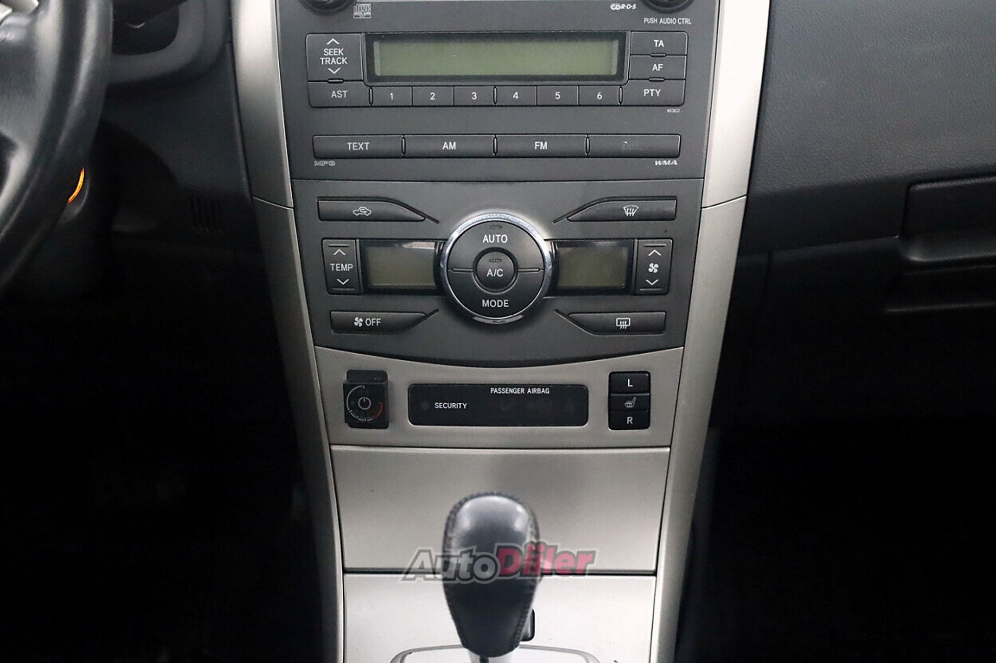 Toyota Corolla 1.6 91kW 2009, photo 8/8