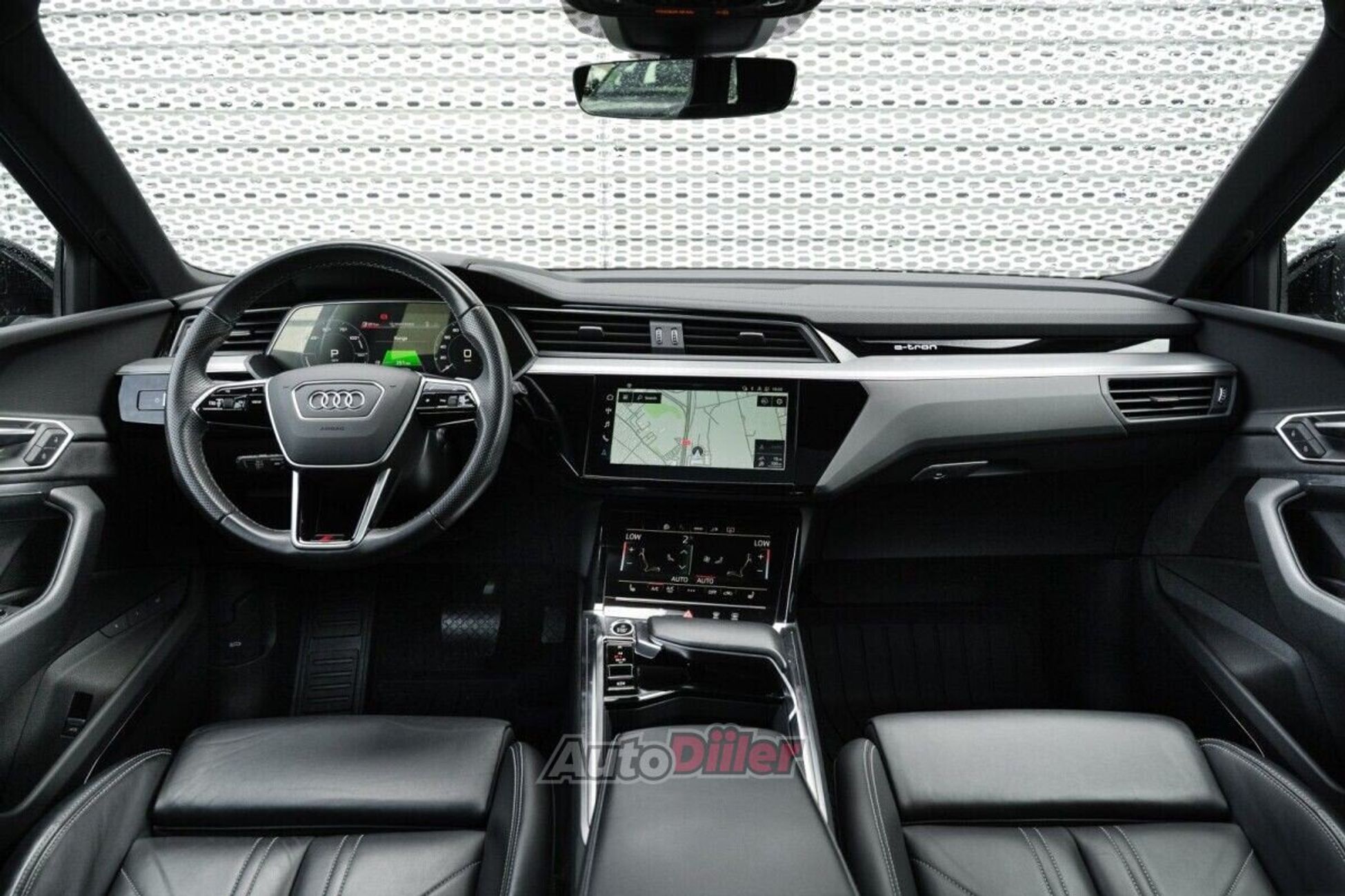 Audi e-tron 300kW 2022, kuva 6/10