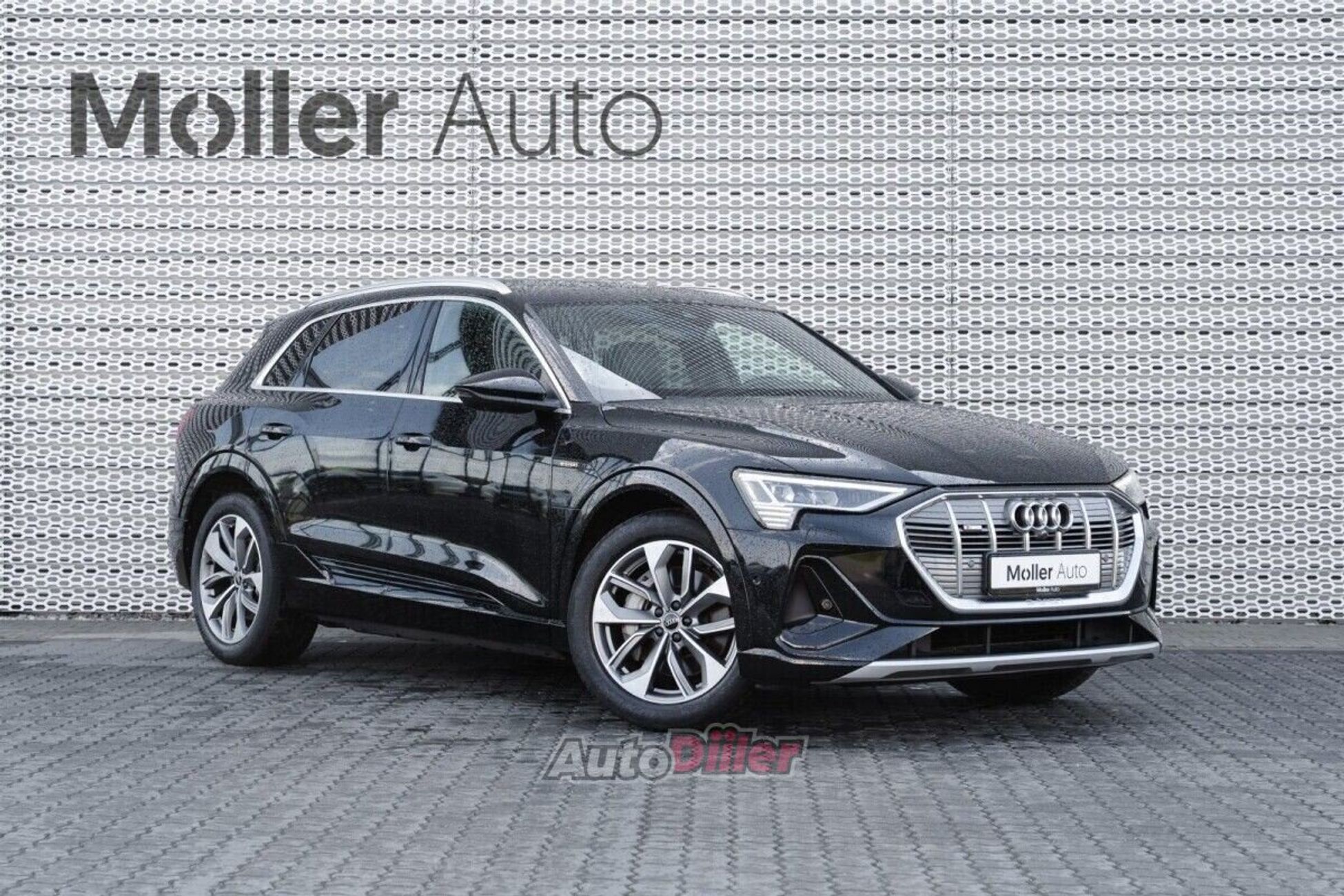 Audi e-tron 300kW 2022, kuva 2/10