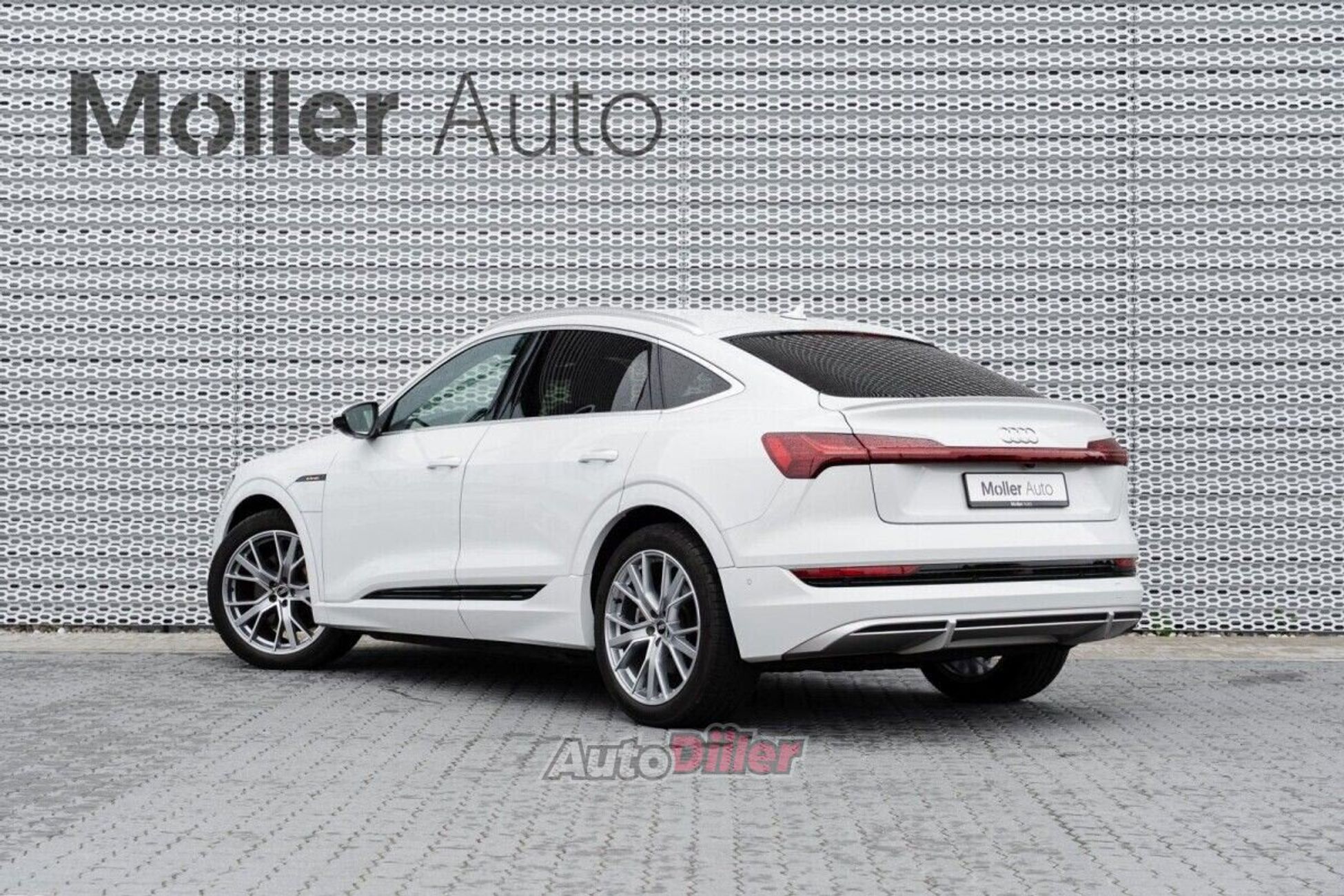 Audi e-tron 300kW 2022, photo 3/10