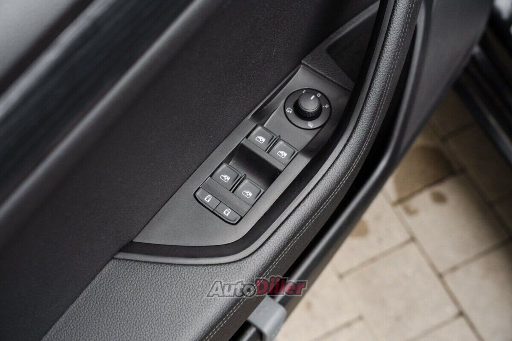 Skoda Superb 1.4 160kW 2022, photo 7/10