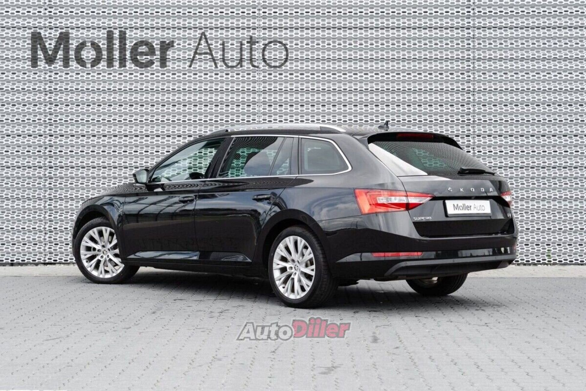 Skoda Superb 1.4 160kW 2022, photo 3/10